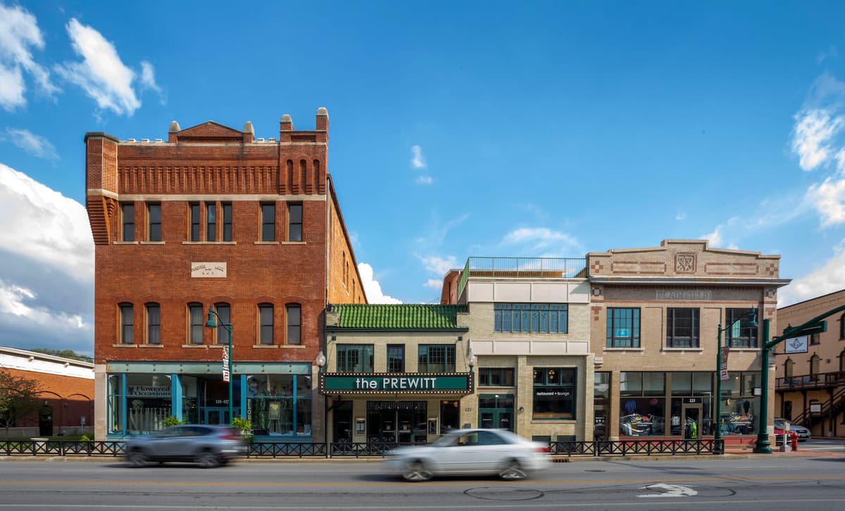 Growing community homes in Plainfield, Indiana - Excellent schools and family neighborhoods