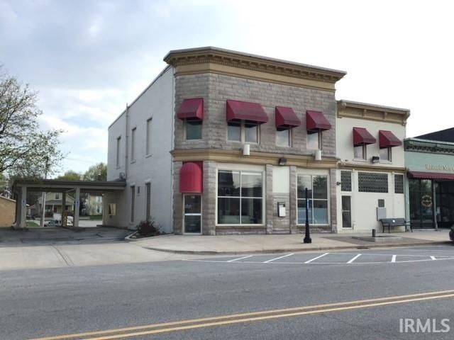 118 E Michigan Street, New Carlisle