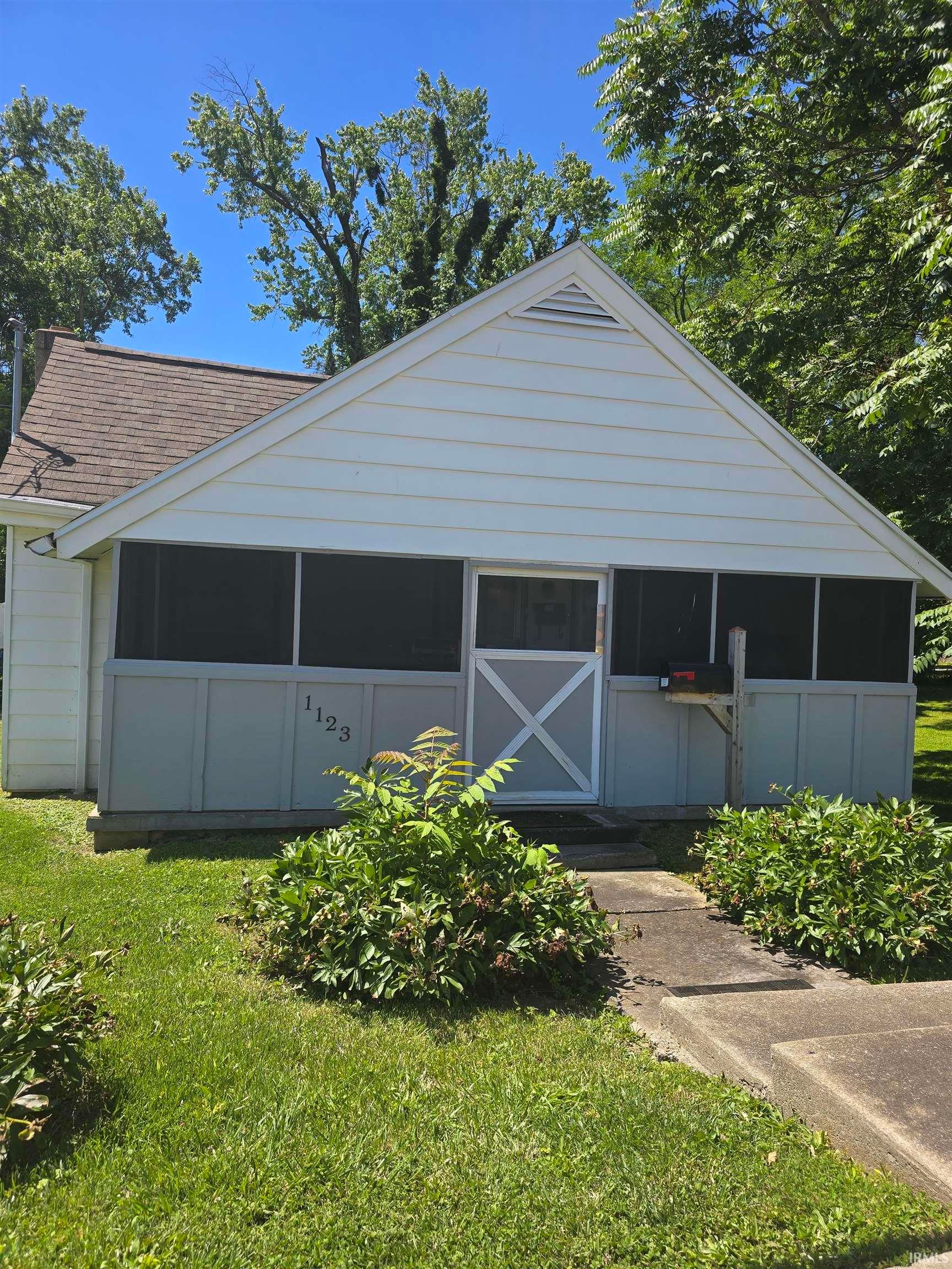 1123 W 11th Street, Bloomington — photo 1 of 1