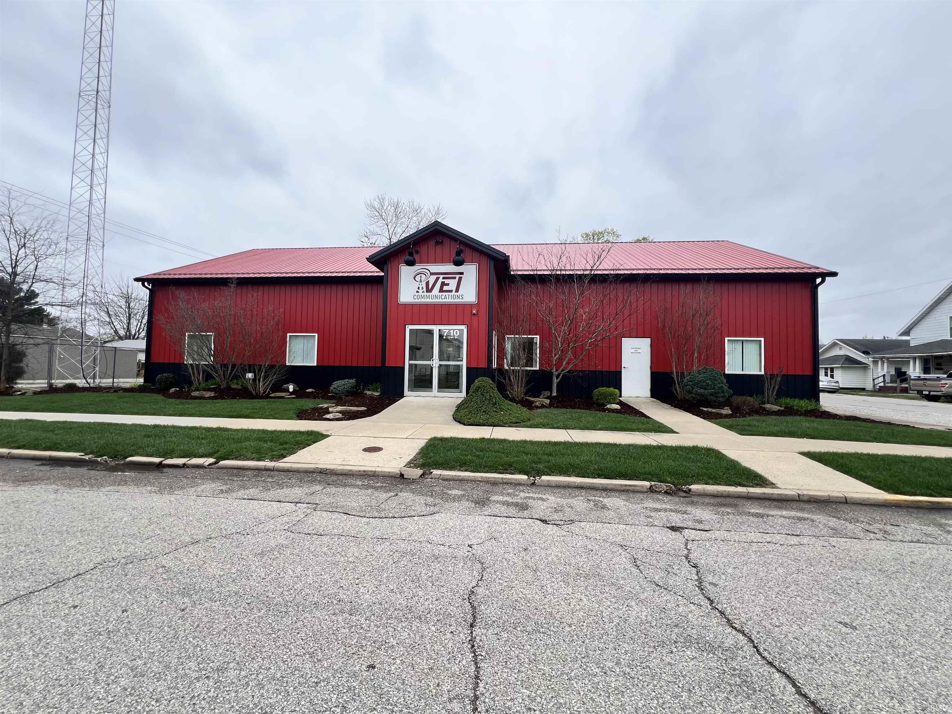 710 S 13th Street, Vincennes