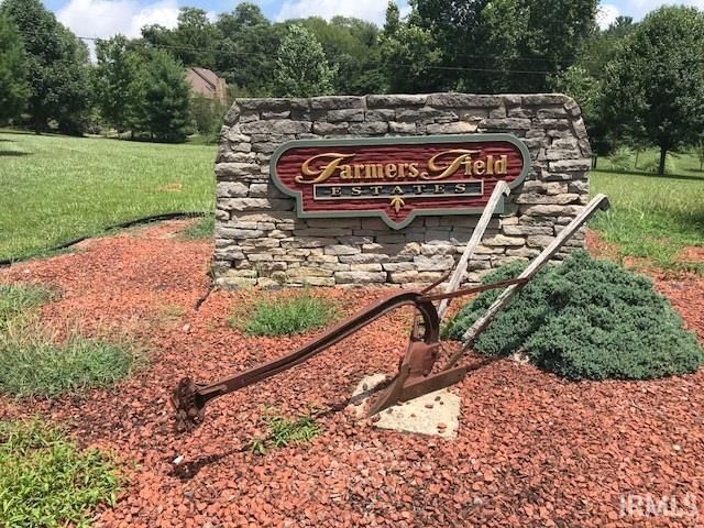 5422 S Chalmers Court, Bloomington — photo 1 of 1