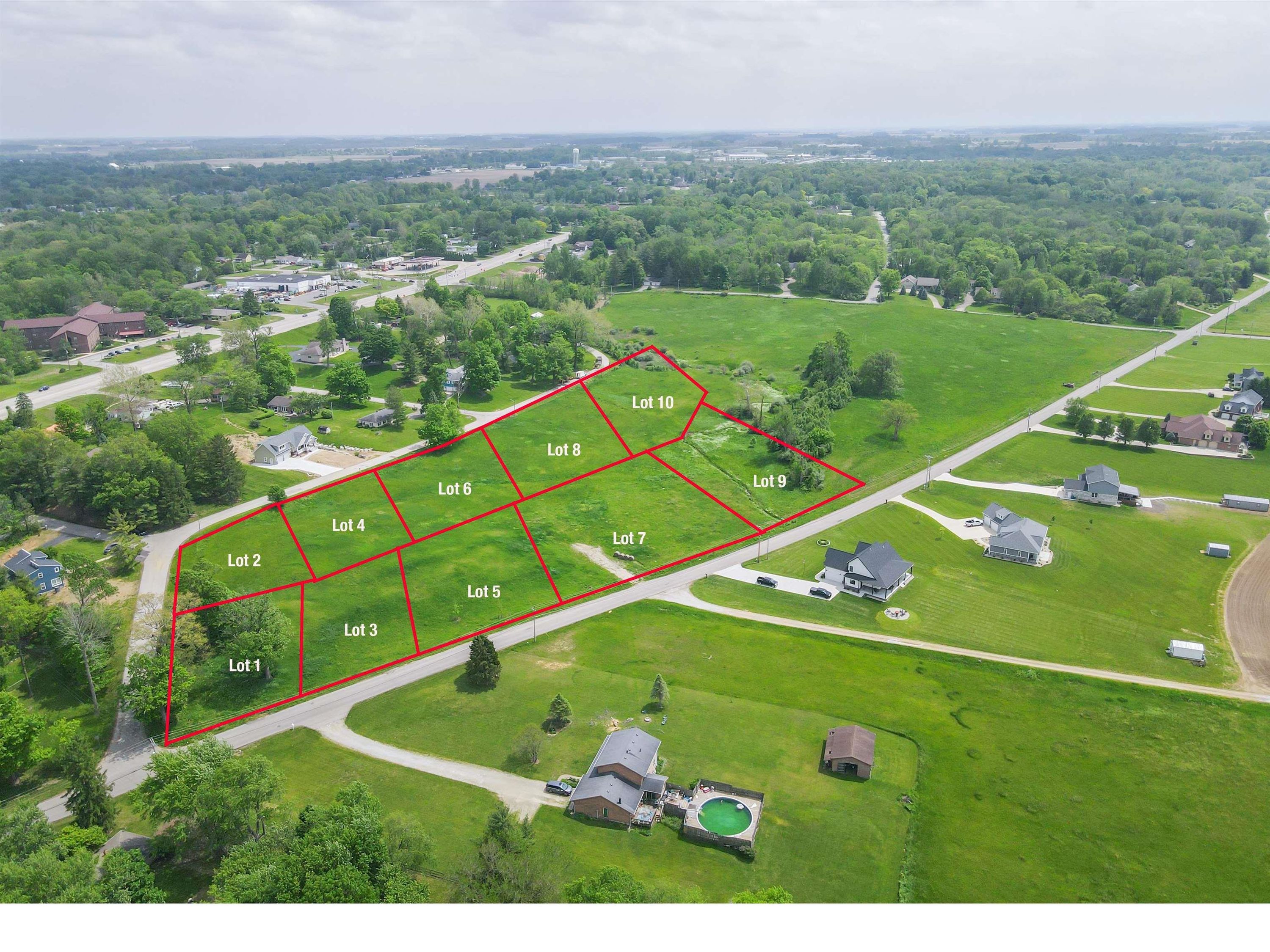 ***4 Meadowbrook Drive, New Castle — photo 1 of 1