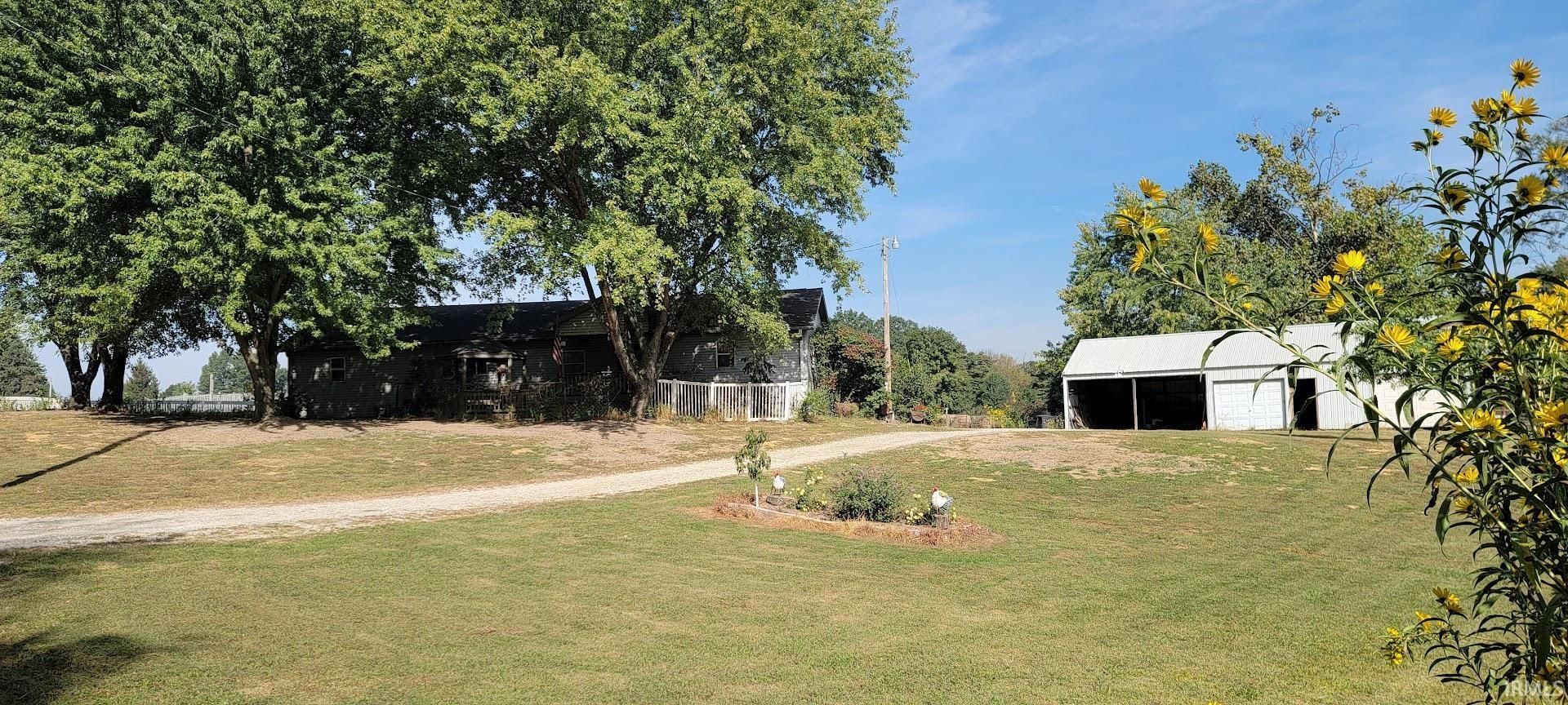 2568 E County Road 425 S, Sullivan