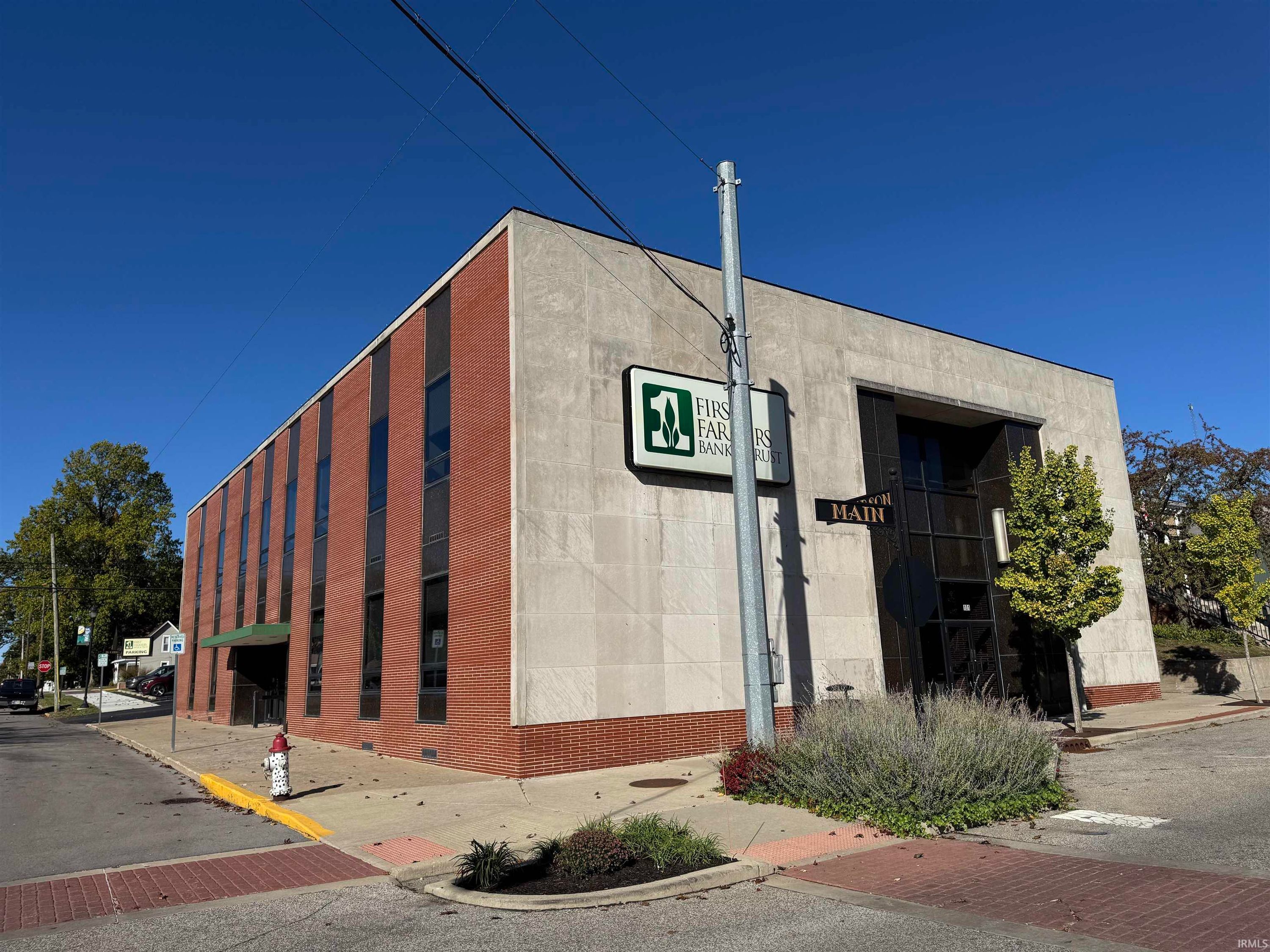 101 S Main Street, Culver