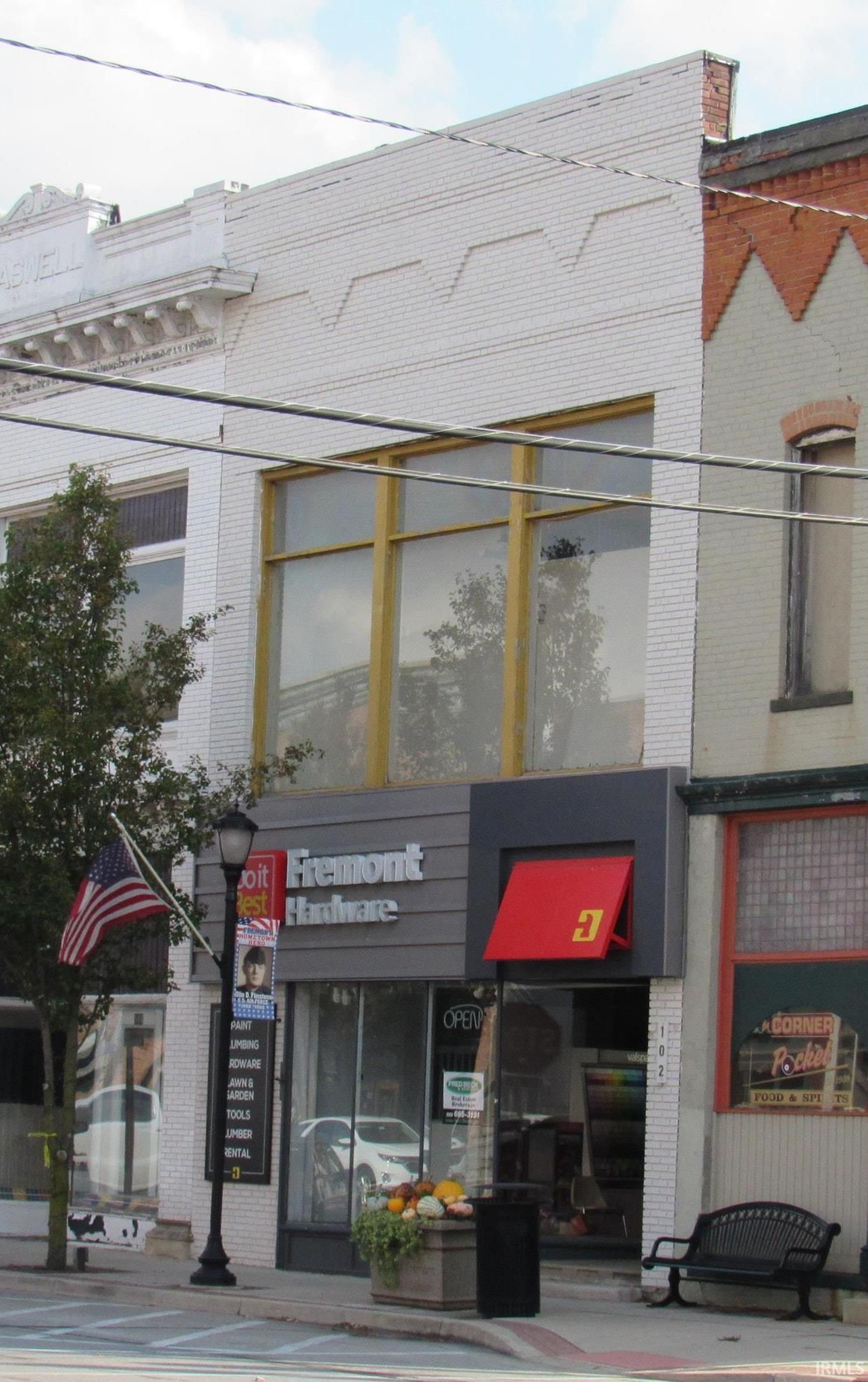 102 E Toledo Highway, Fremont