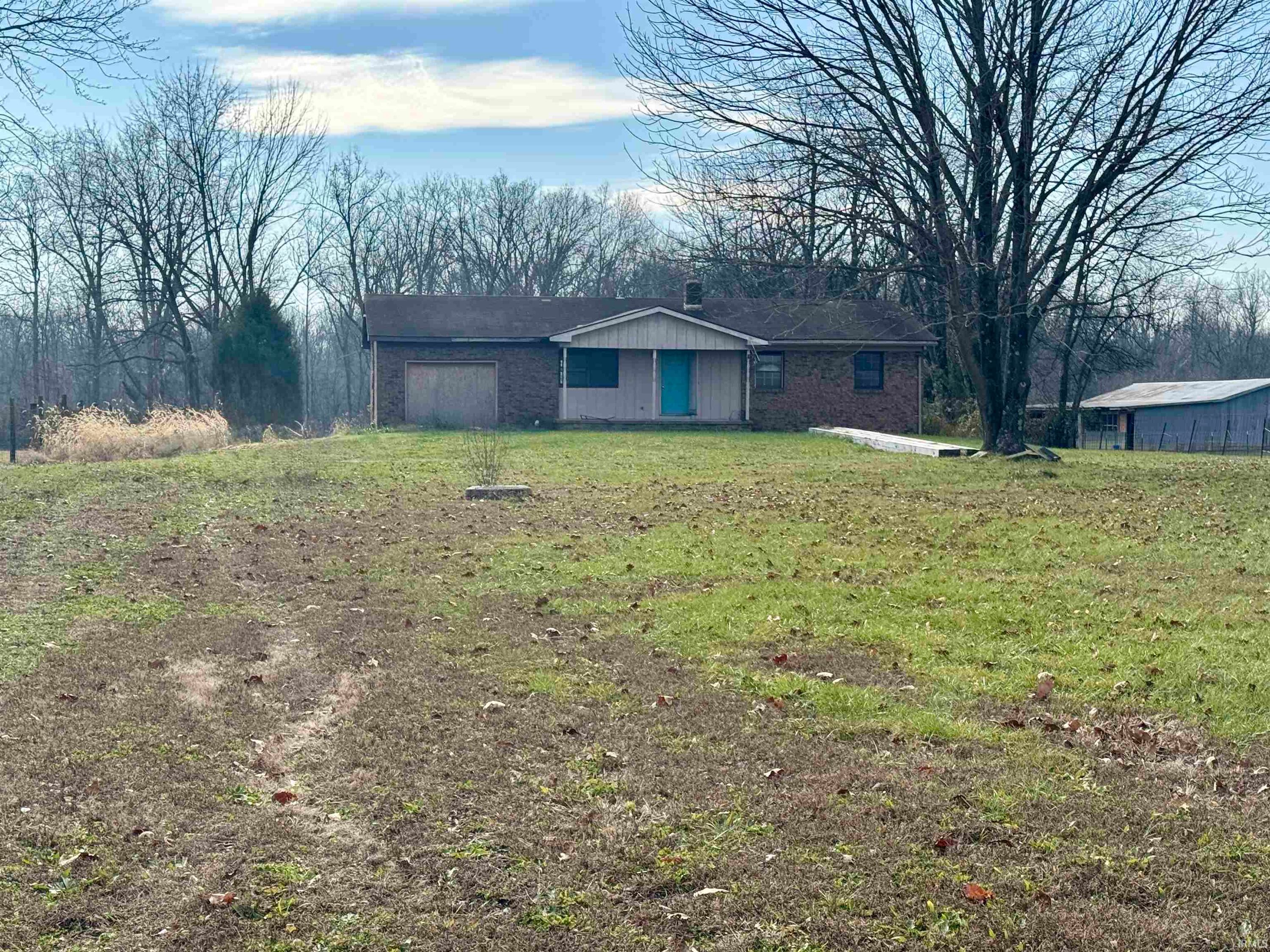 2411 E State Route 62, Boonville
