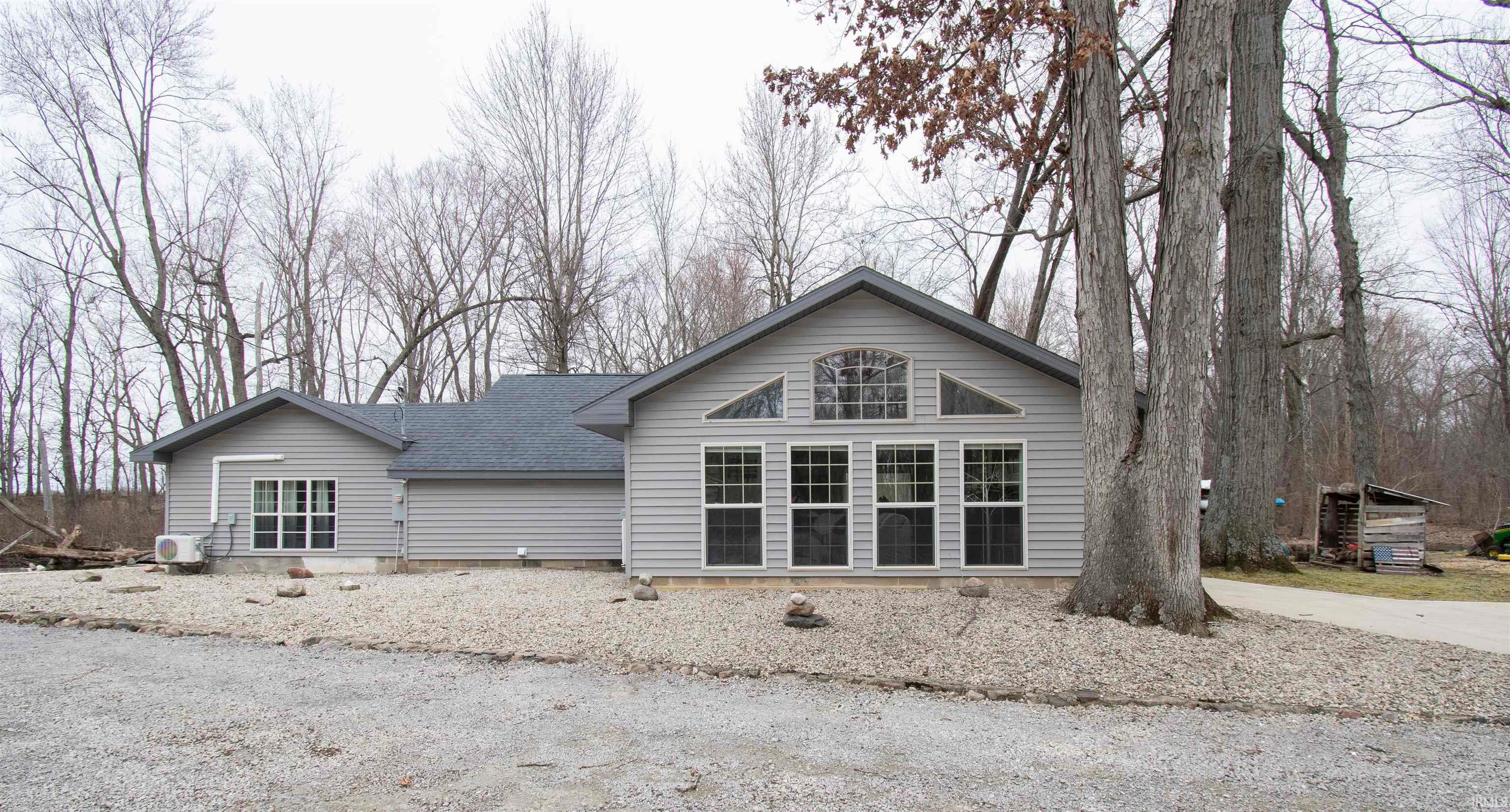 2008 E Riverside Drive, Warsaw
