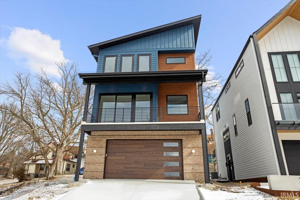 285 S 8th Street, Lafayette — photo 1 of 1