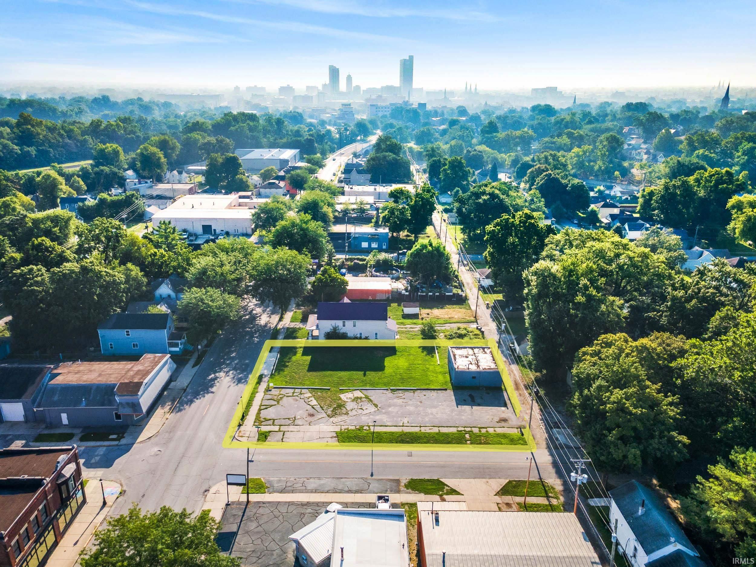 1327 W Main Street, Fort Wayne — photo 1 of 1