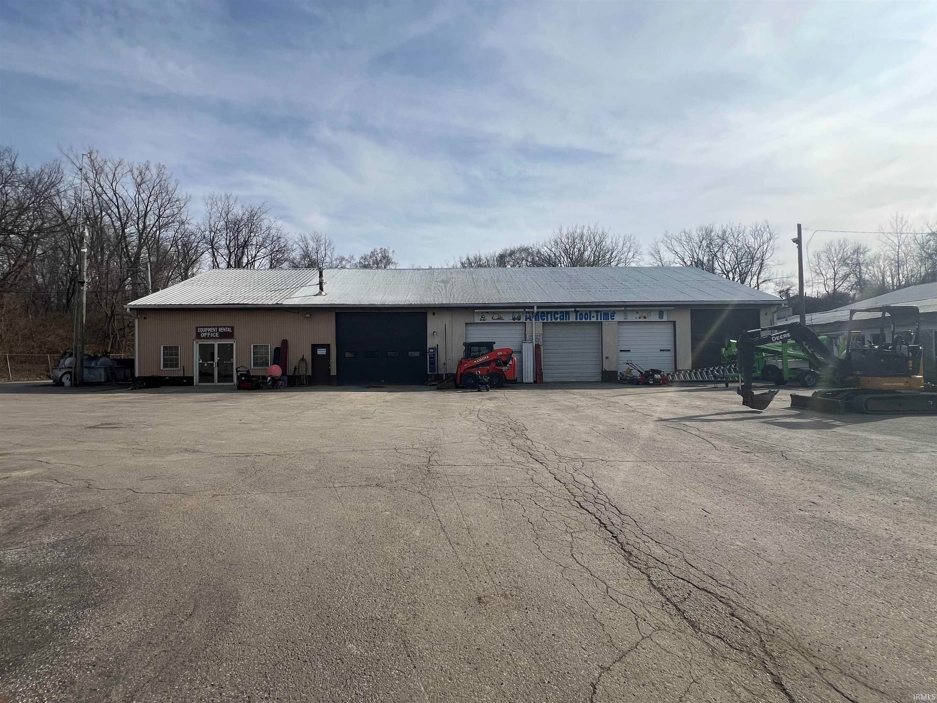 3325 E Market Street, Logansport