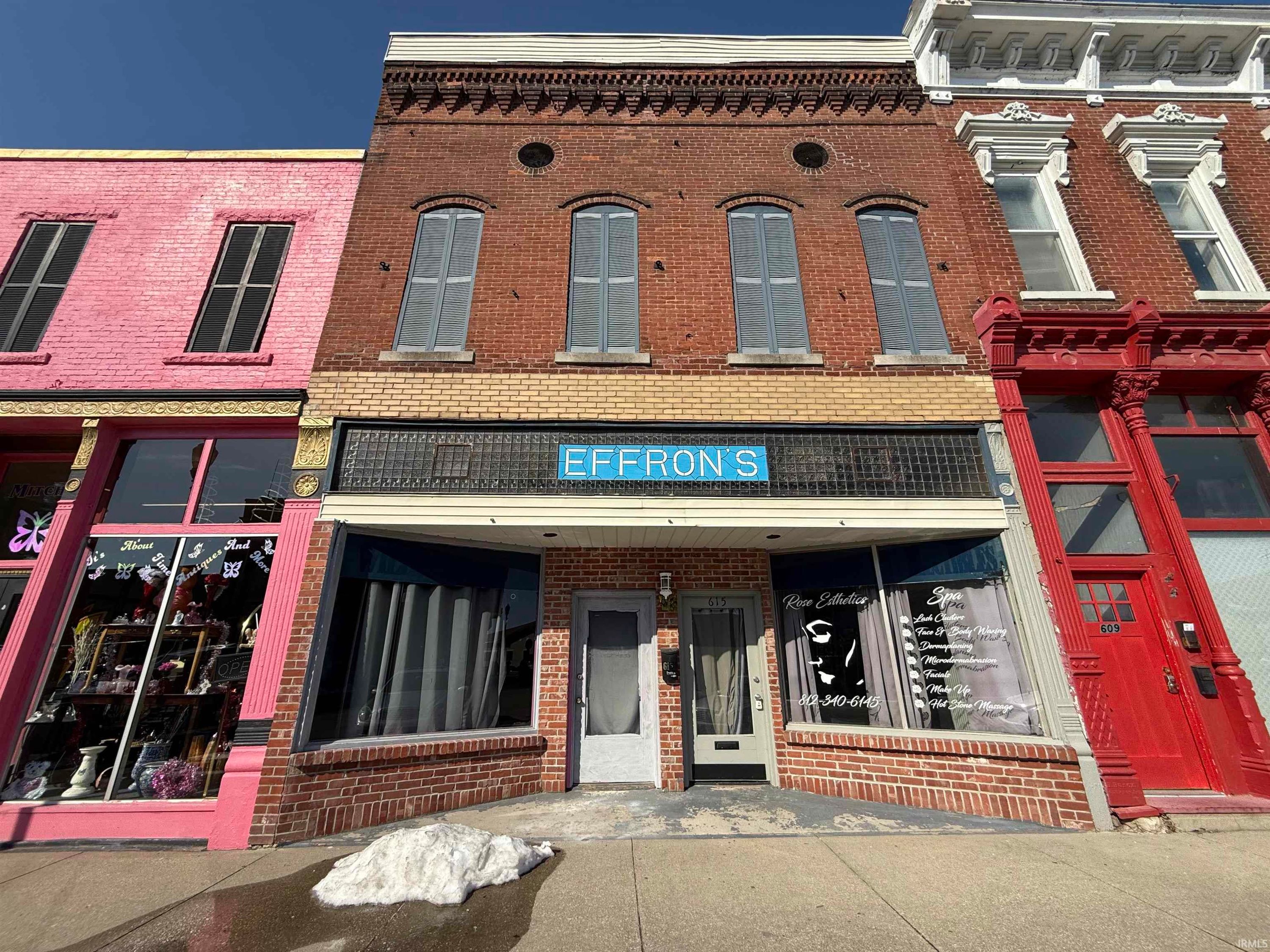 615 W Main Street, Mitchell