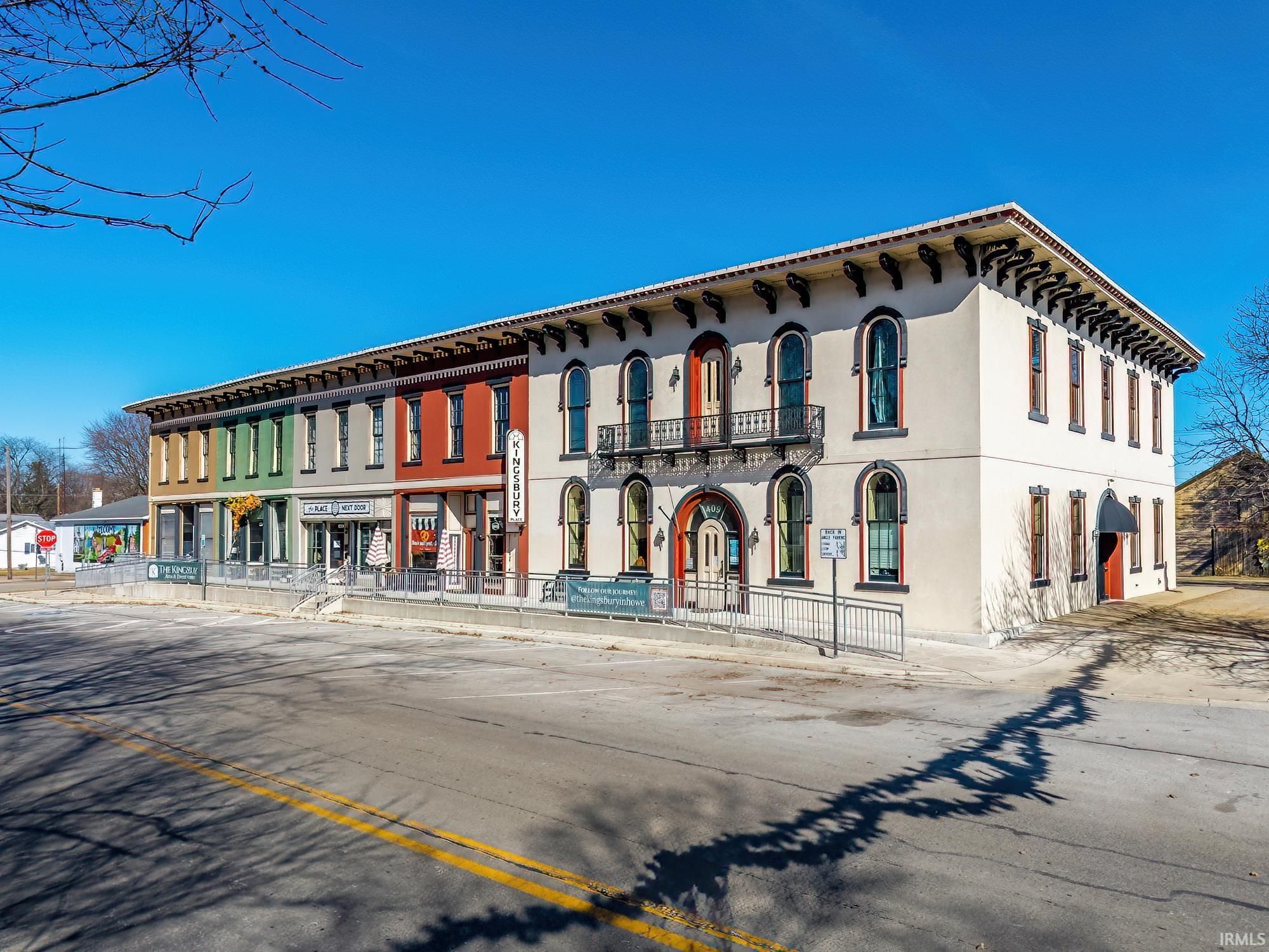 409 Third Street, Howe