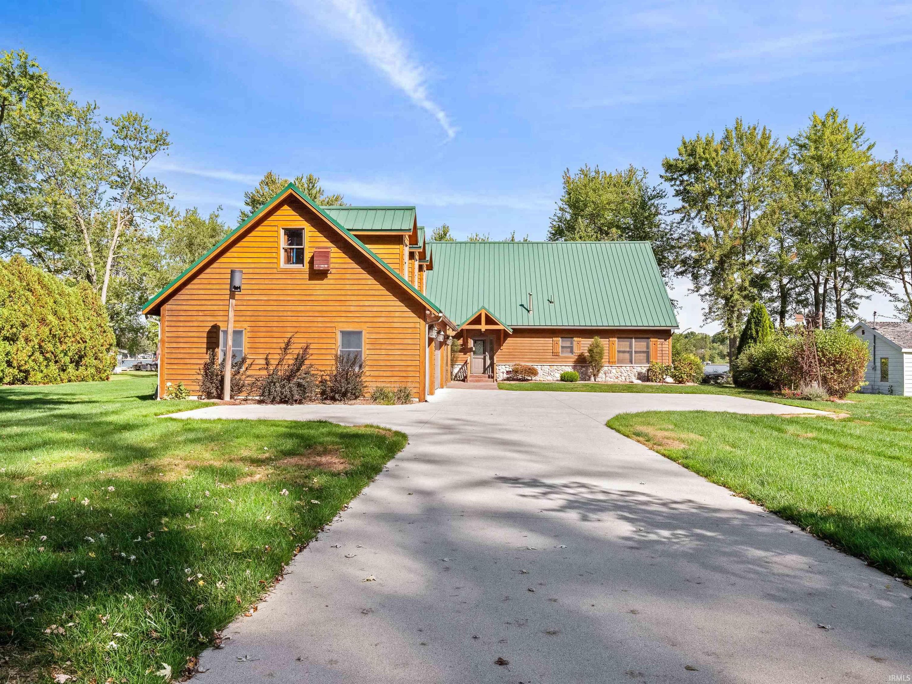 1905 E 750 S, Wolcottville