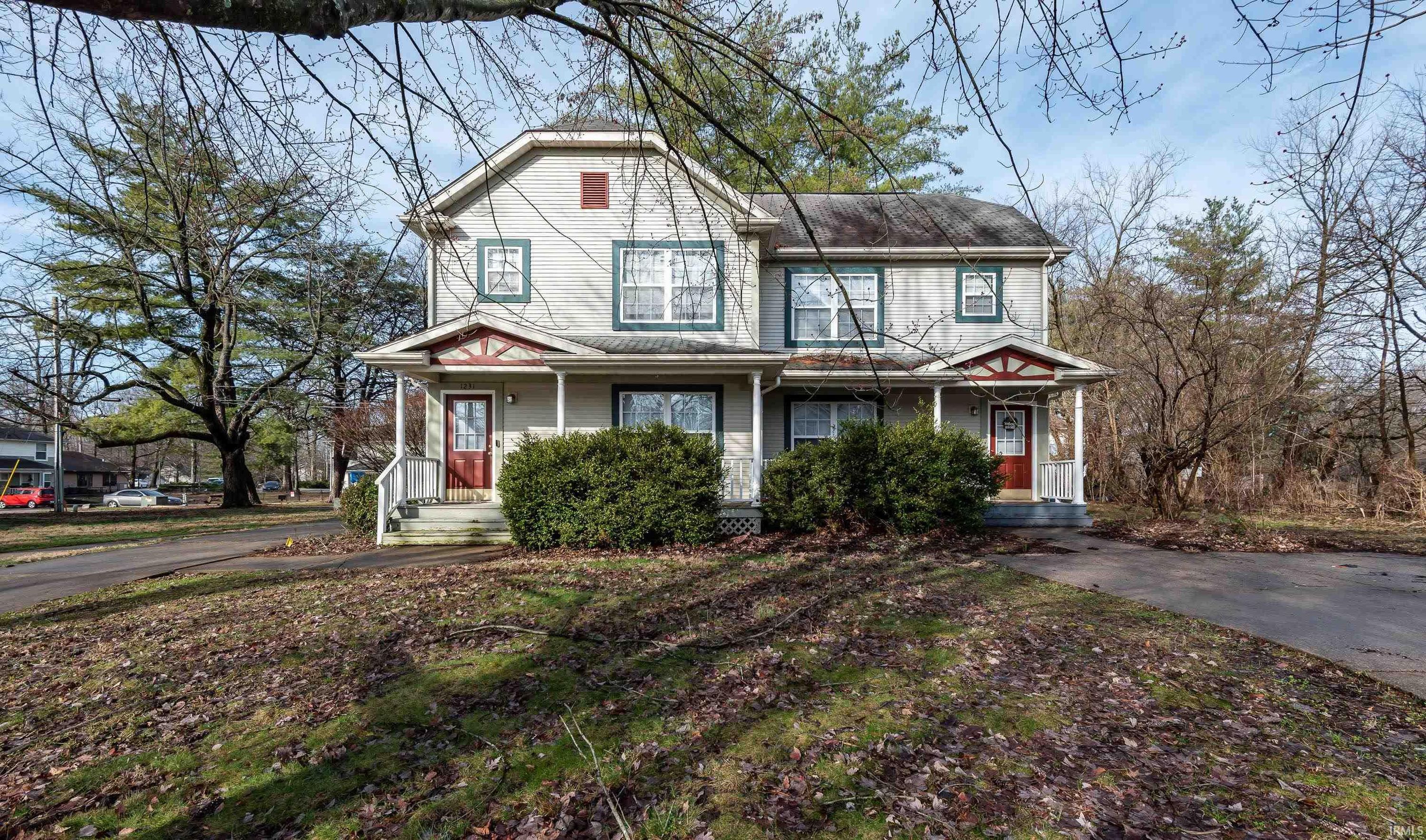 1231-1233 E Tylers Turn, Bloomington — photo 1 of 1