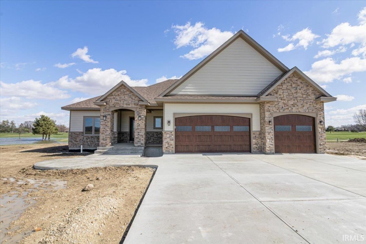 1027 S Huntsville Road, Winchester