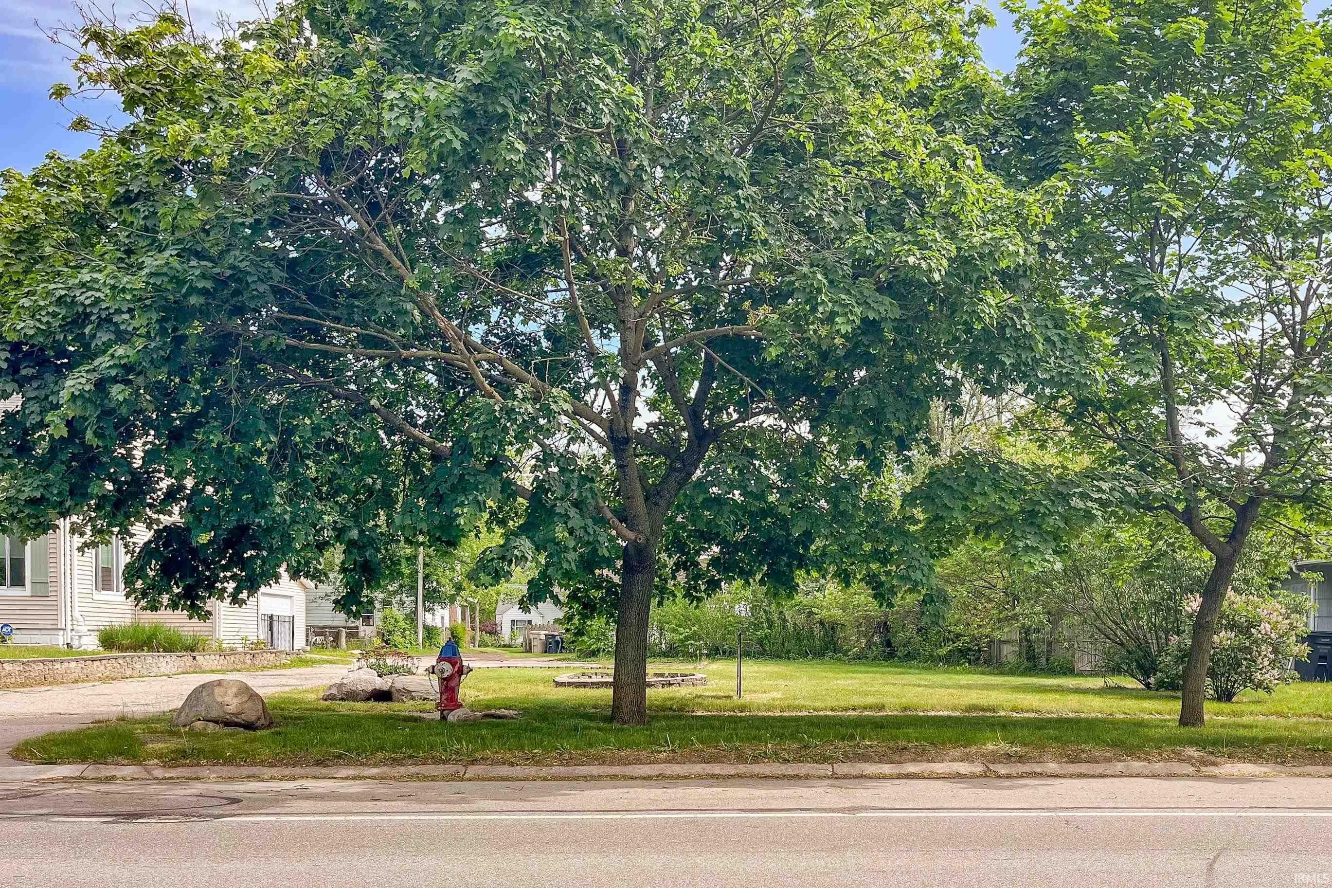 602 W Angela Boulevard, South Bend — photo 1 of 1
