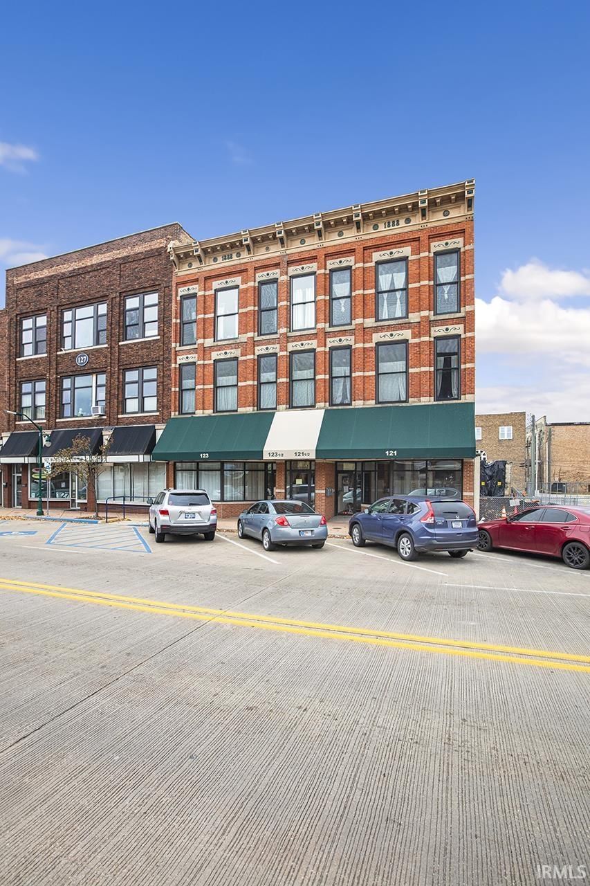 121 S Main Street, Elkhart