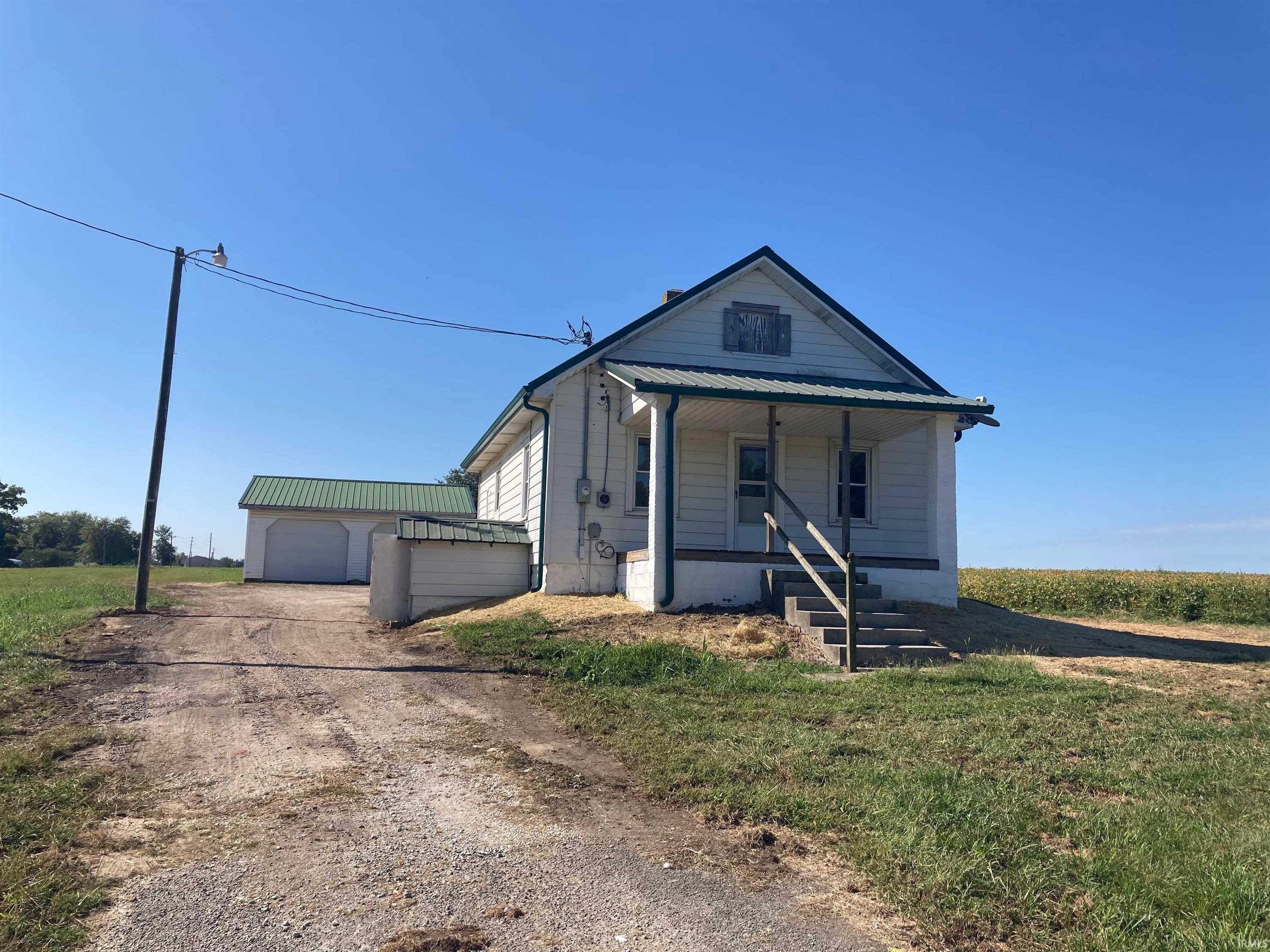 8965 E US Highway 50, Cannelburg — photo 1 of 1
