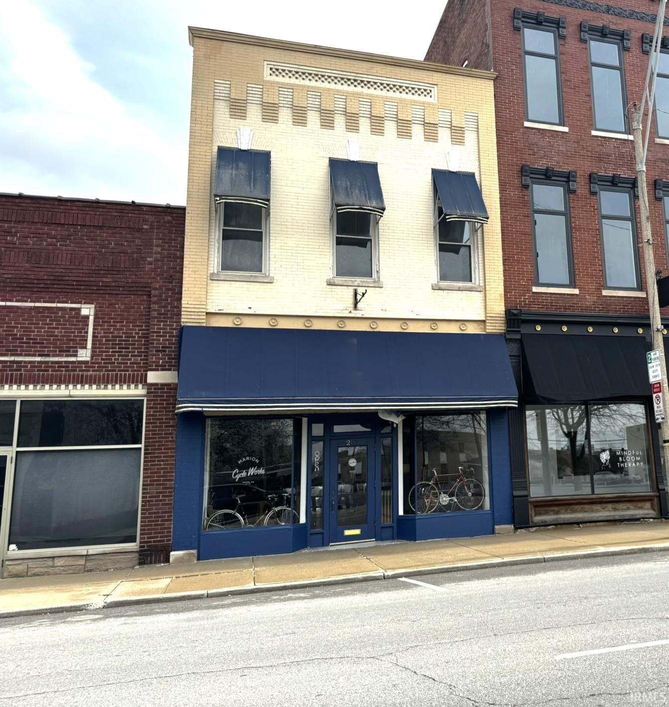 207 S Washington Street, Marion