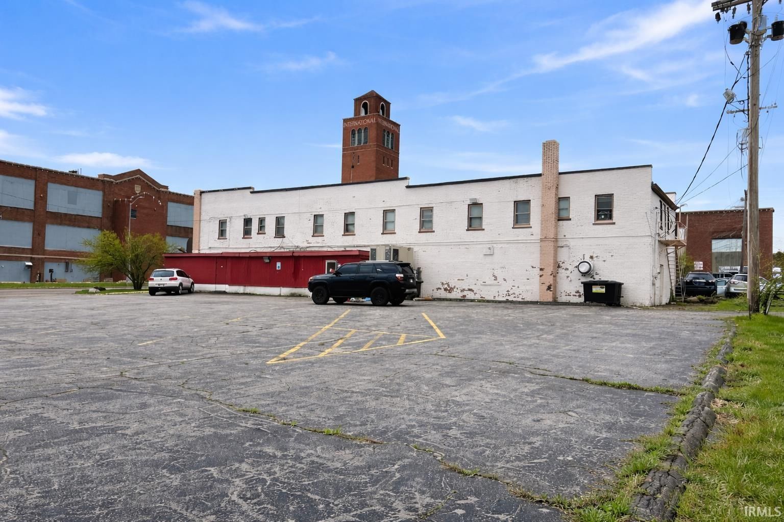 2650 S Coliseum Boulevard, Fort Wayne — photo 1 of 1