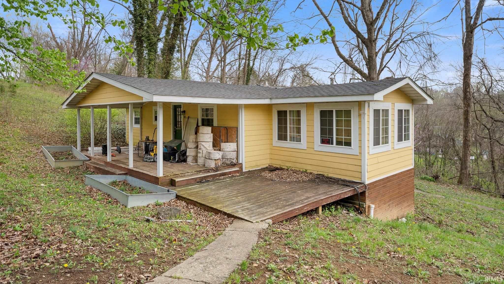 10 N Pike Road, Springville