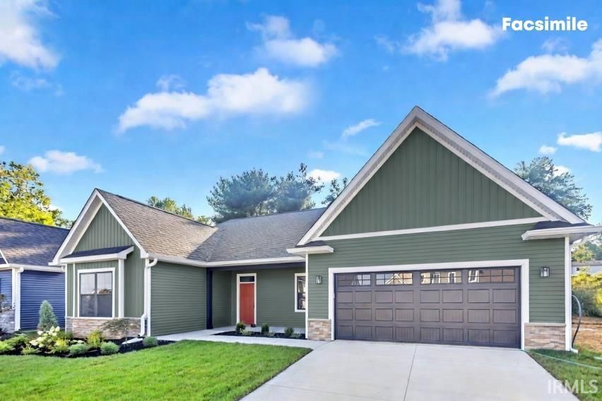 300 W Rockaway Court, Bloomington
