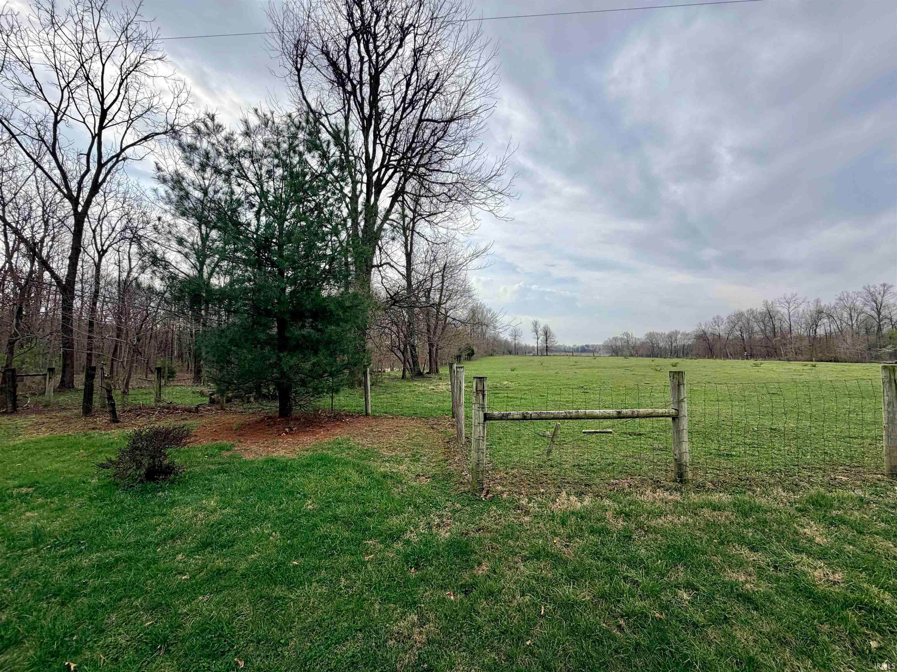 00 N 1500W, Jasonville — photo 1 of 1