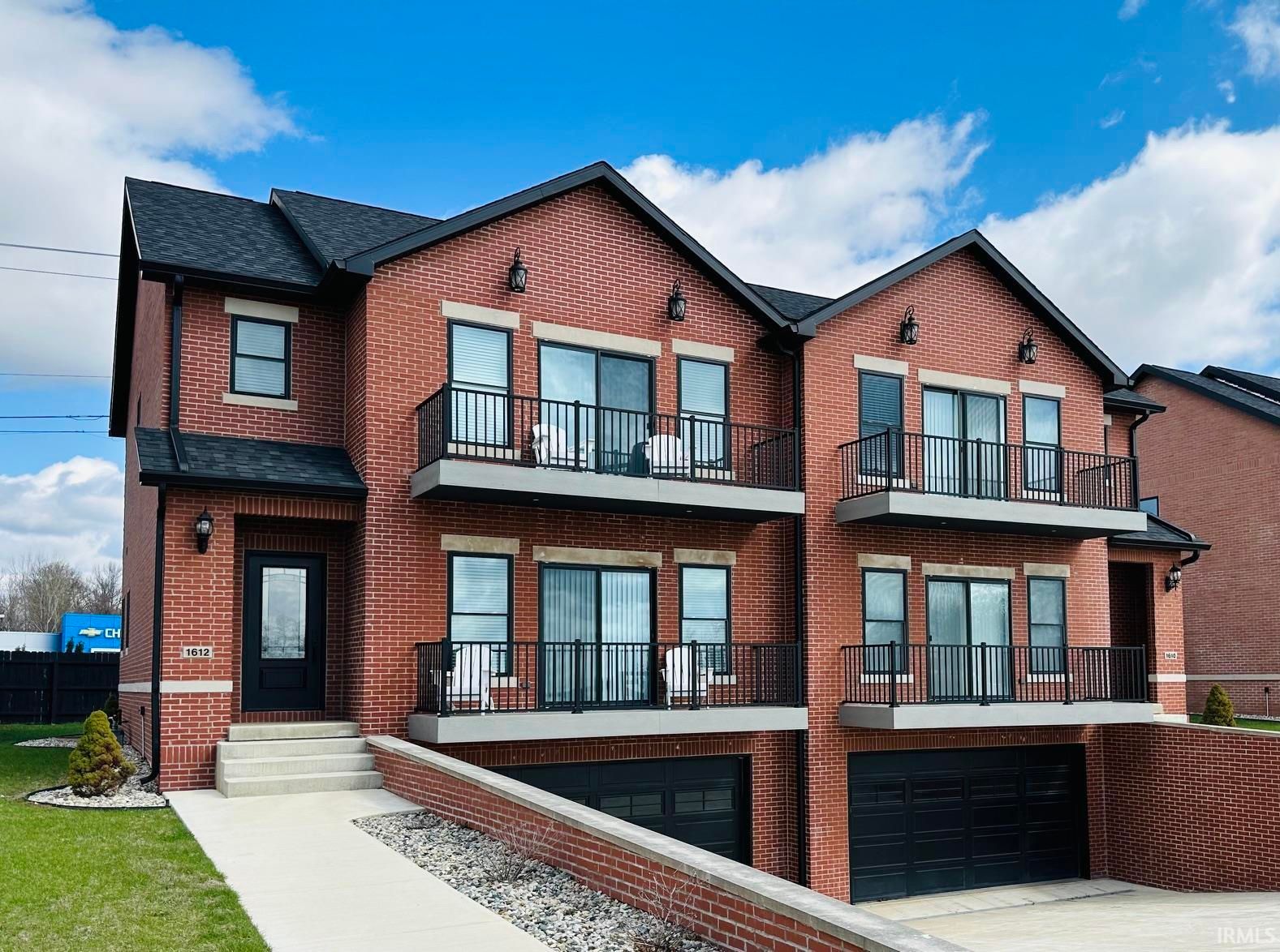 1612 North Shore Drive, Rochester