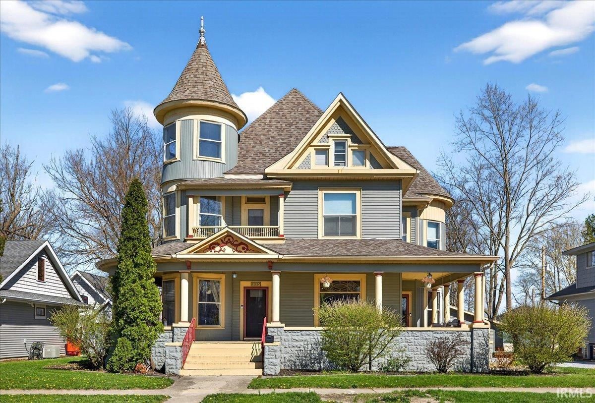 305 S Bluff Street, Monticello