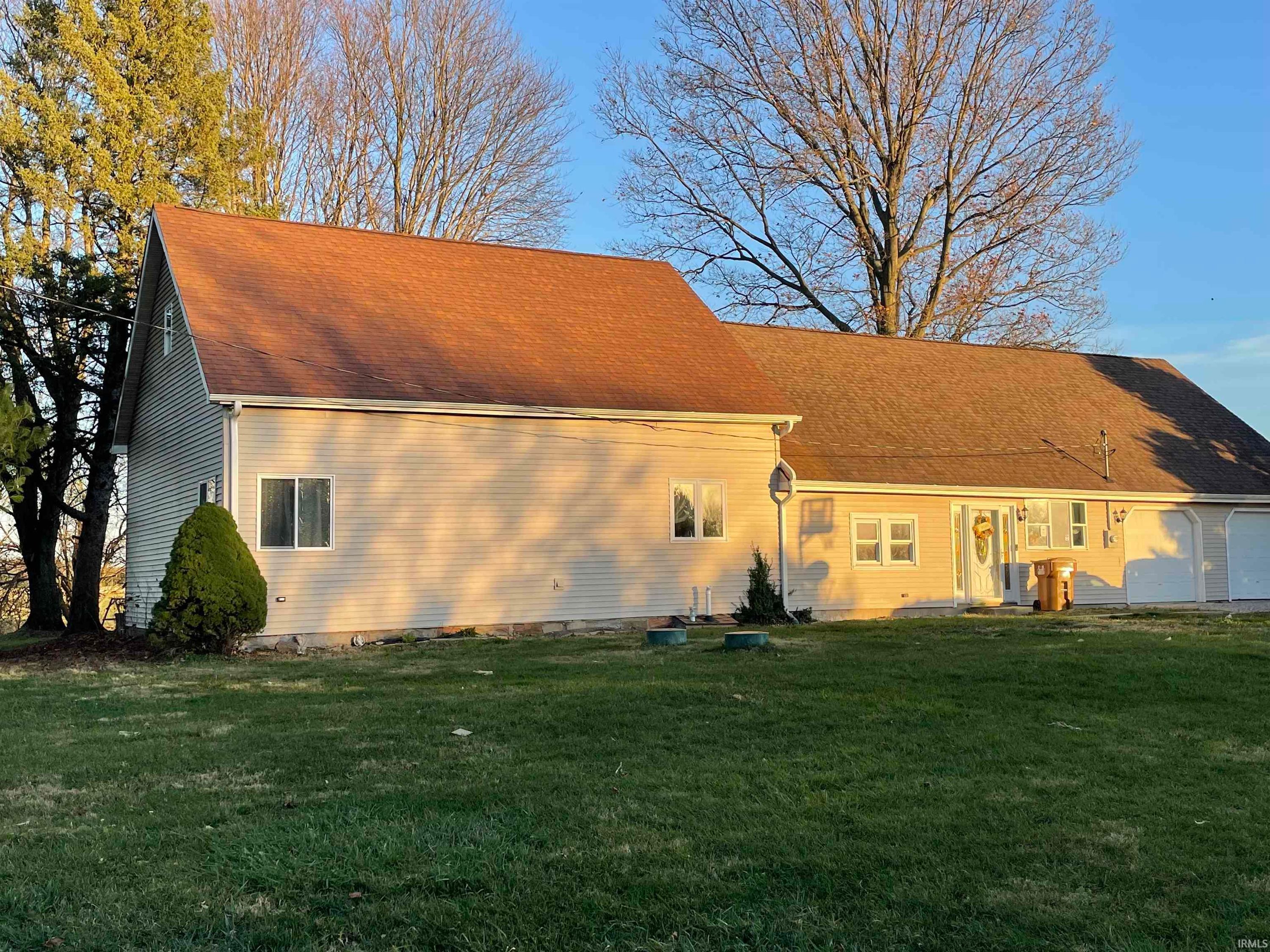 1951 E 250 S Road, Hillsboro — photo 1 of 1