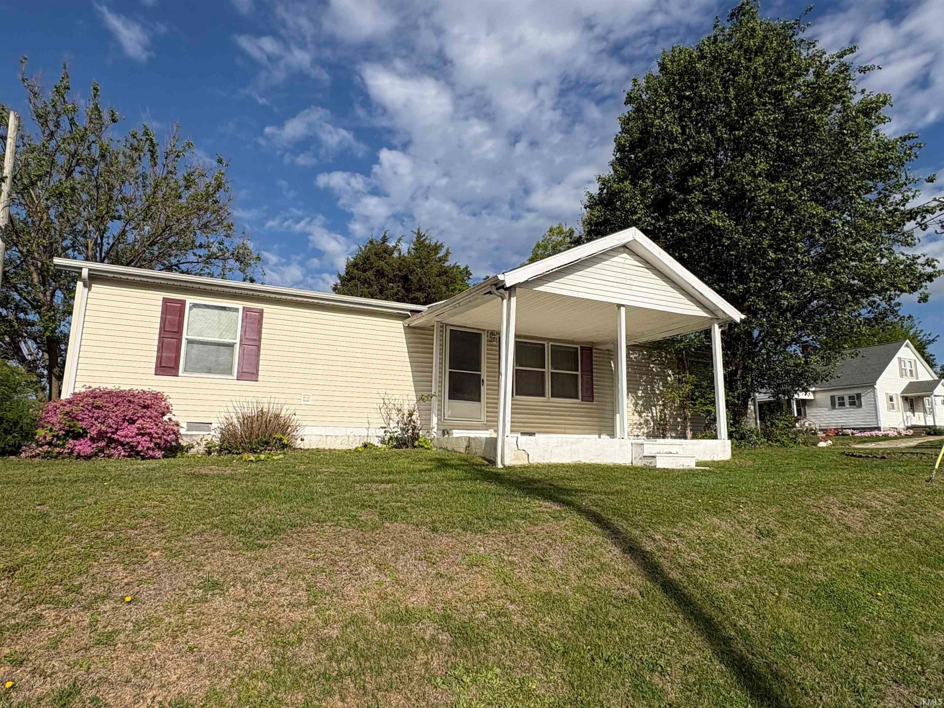 505 W Iowa Street, Holland — photo 1 of 1