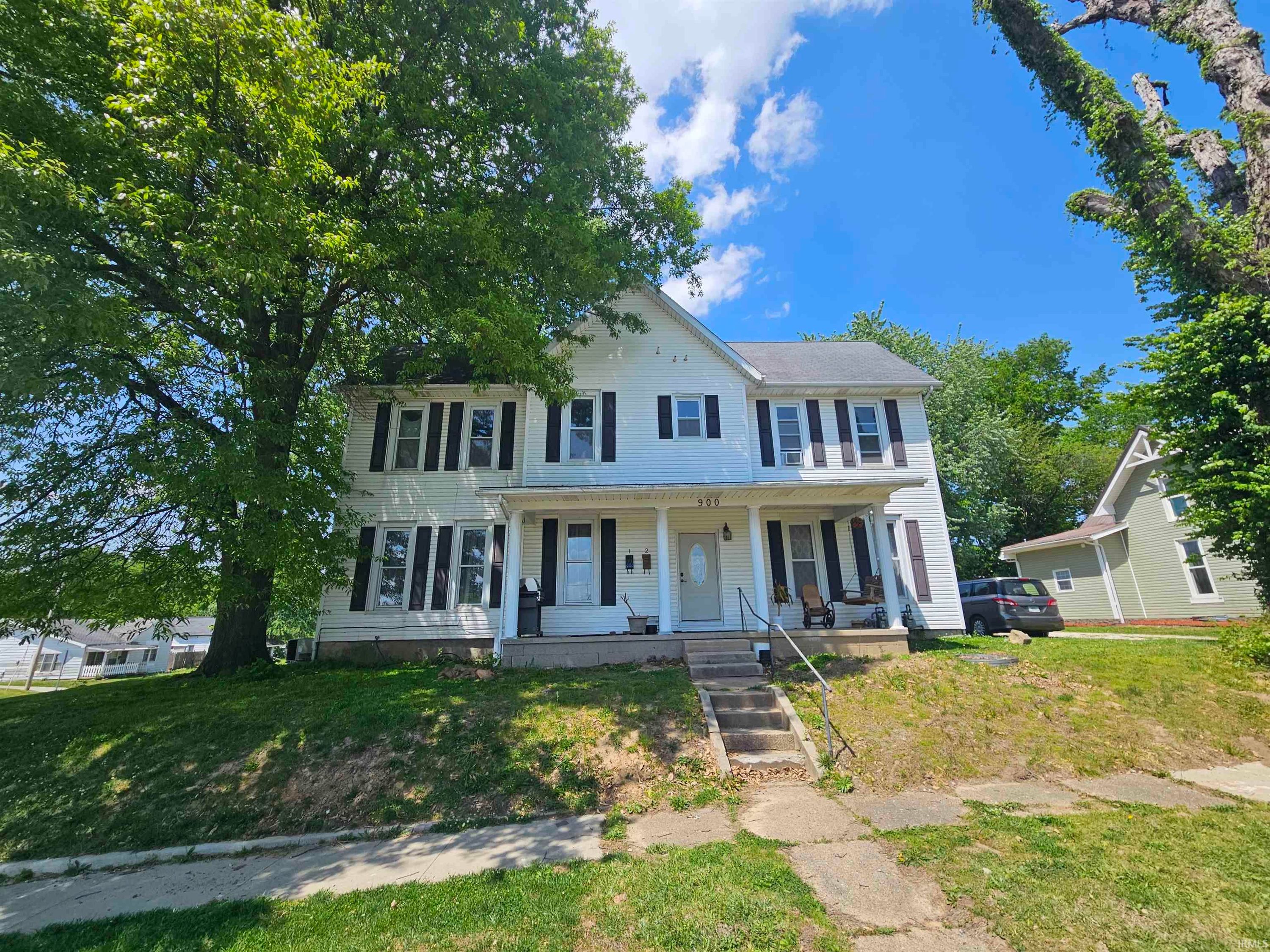 900 E Cherry Street, Petersburg