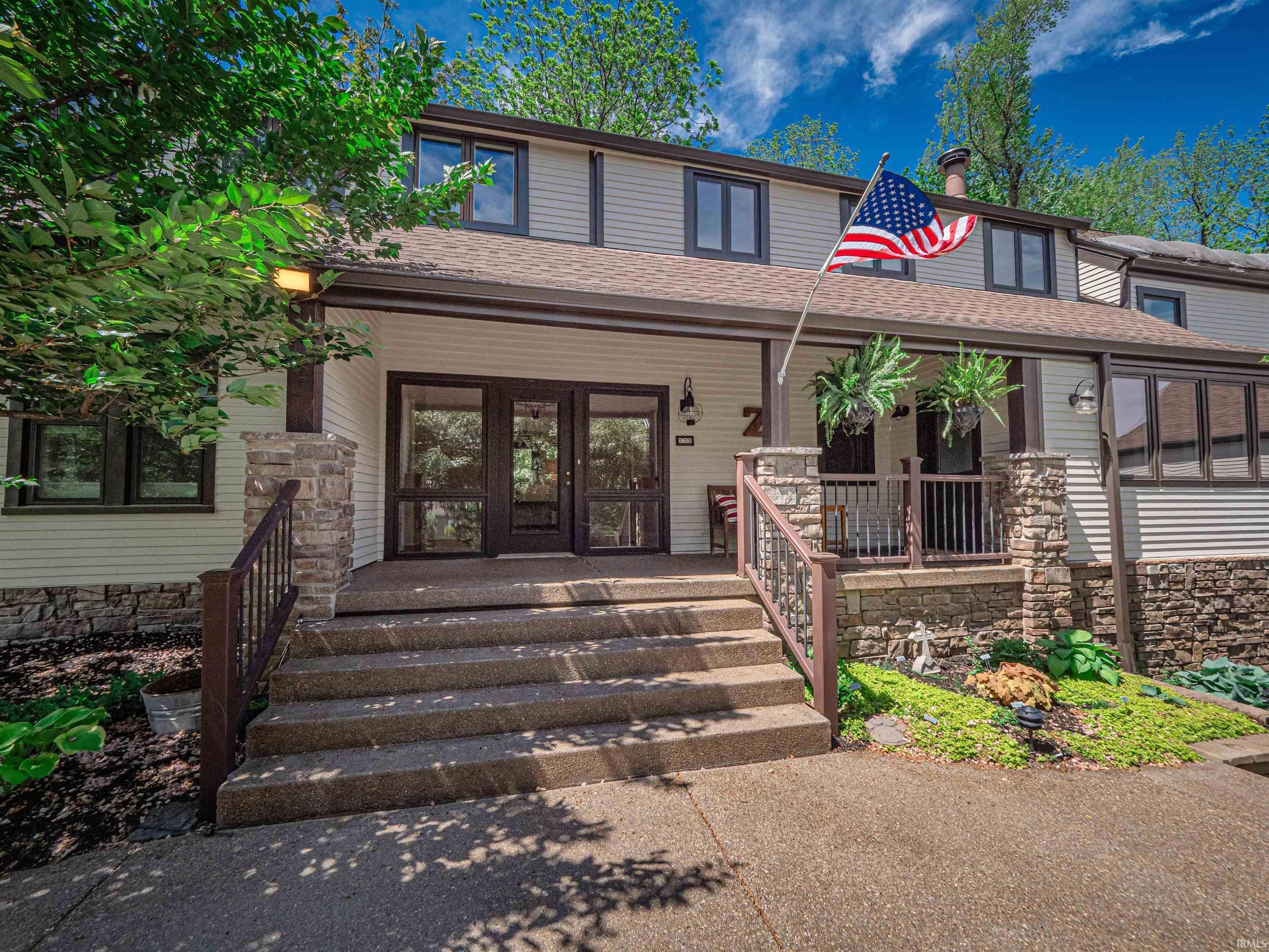 535 S BOEKE RD, Evansville — photo 1 of 1