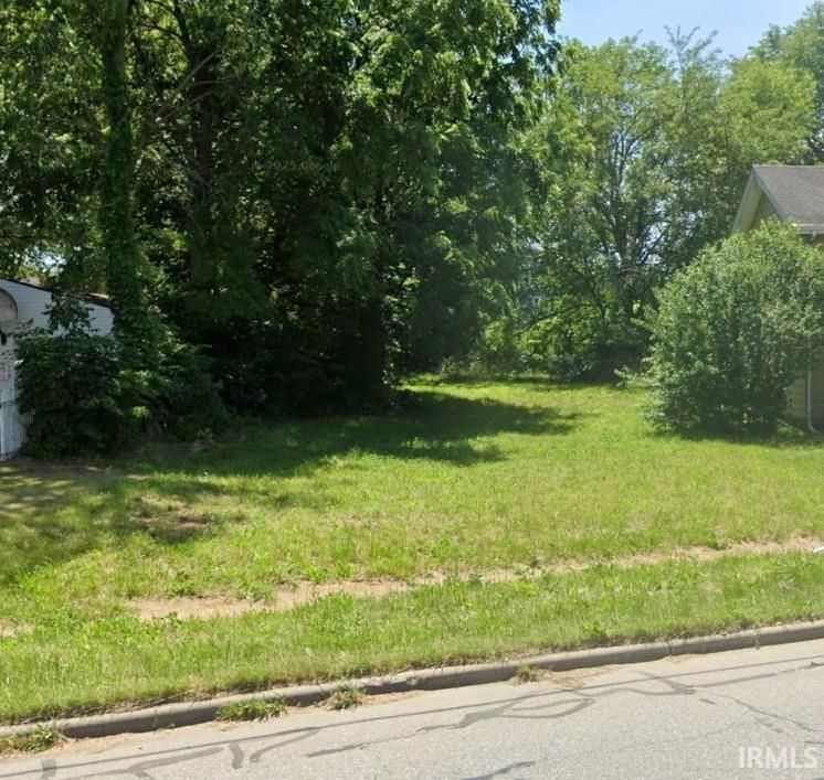 1728 Prairie Avenue, South Bend — photo 1 of 1
