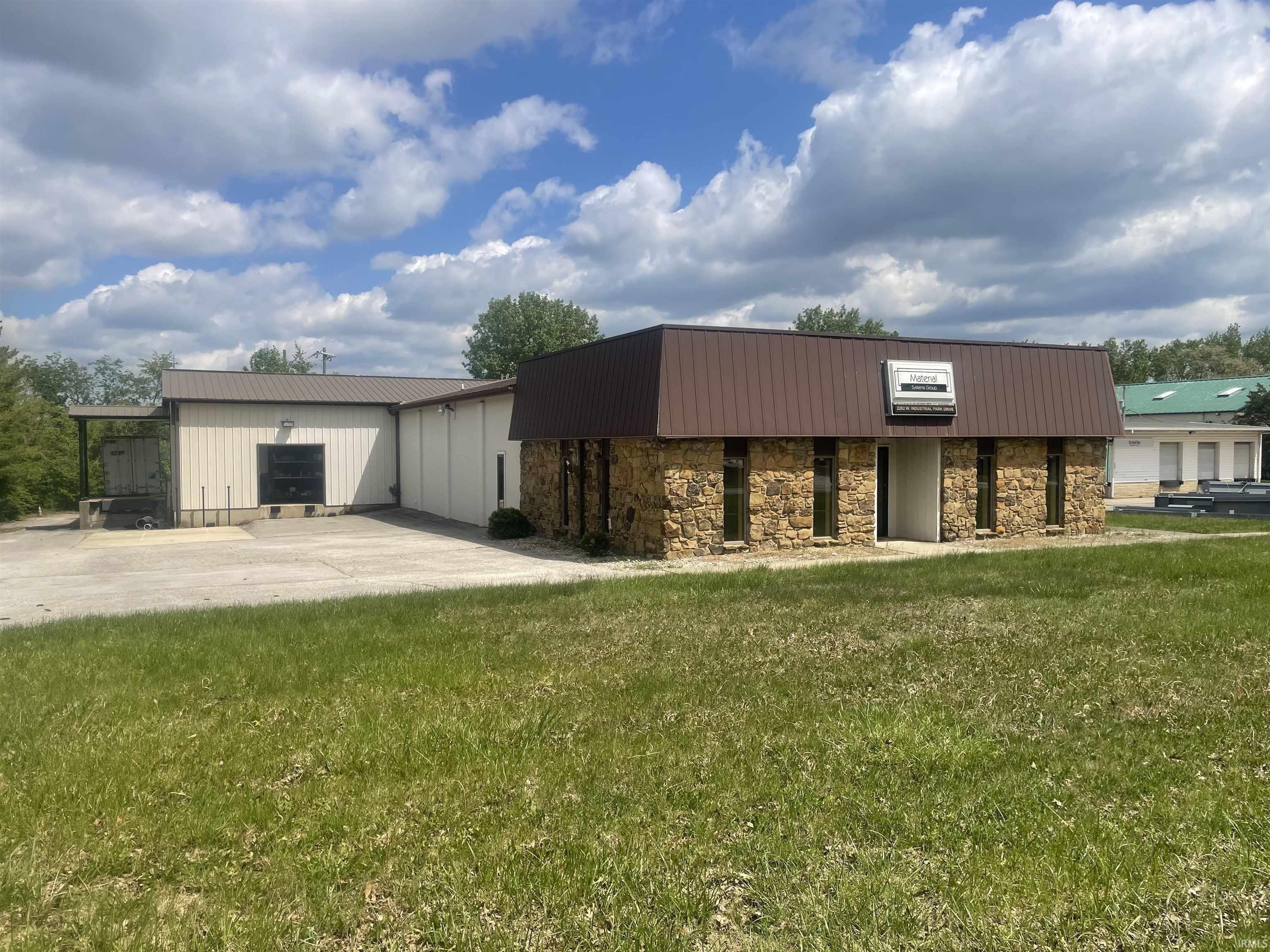 2282 W Industrial Park Drive, Bloomington