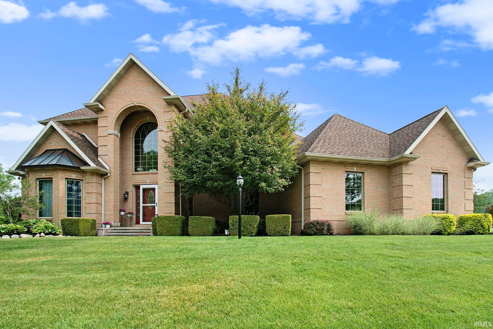 8173 E Walnut Ridge, New Carlisle