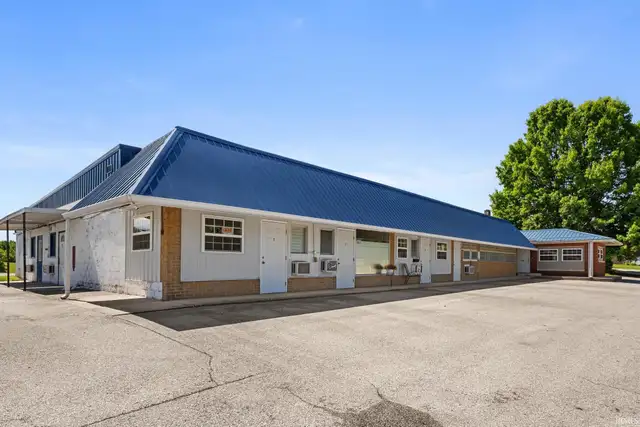 9633 W State Road 56, French Lick
