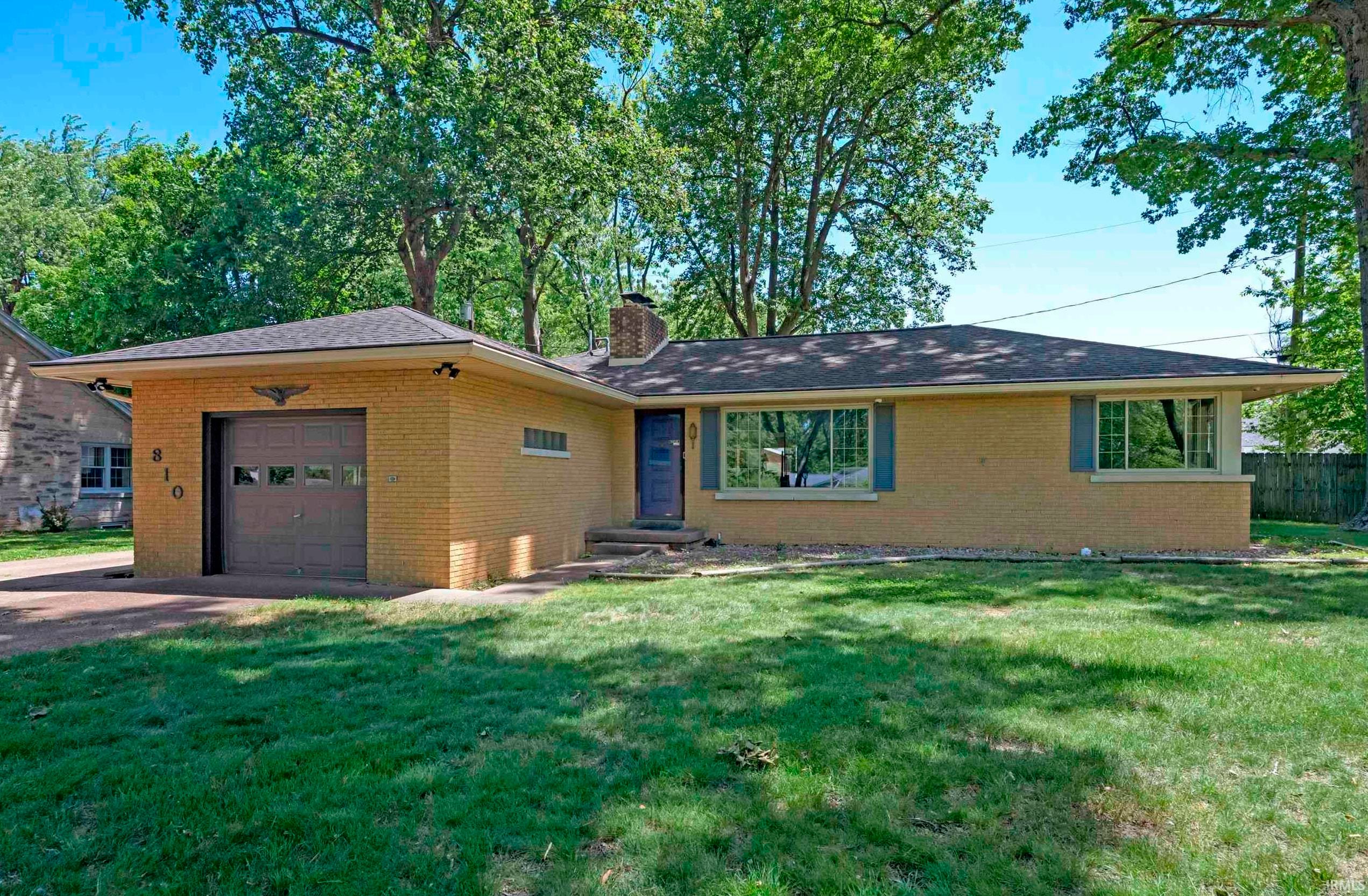 810 Plaza Drive, Evansville — photo 1 of 1