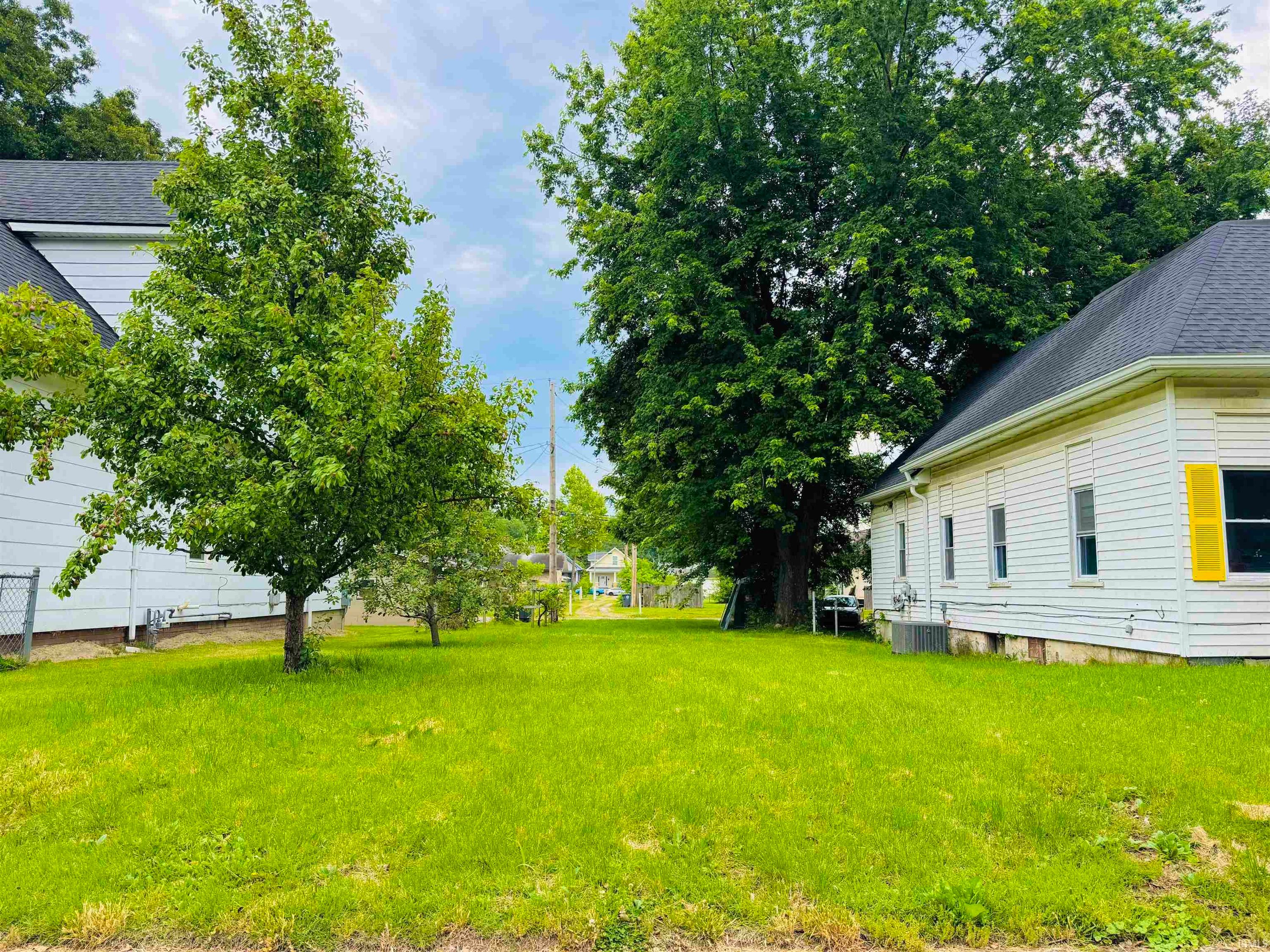 1218 S Linwood Avenue, Evansville — photo 1 of 1