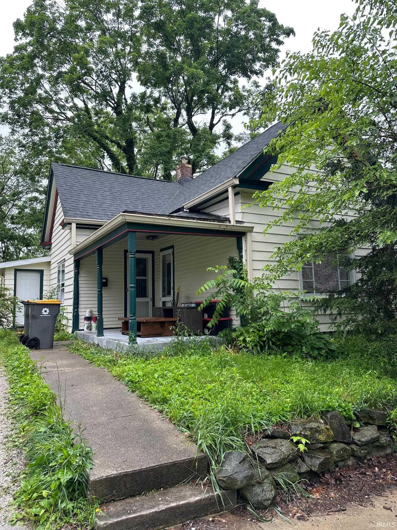 811 W 6th Street, Bloomington — photo 1 of 1