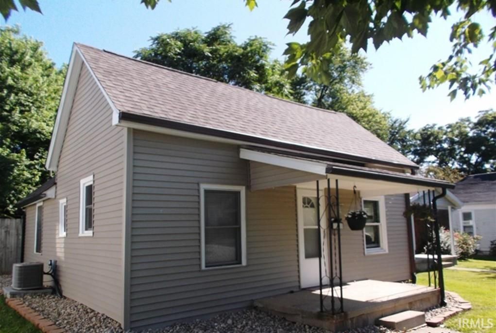 930 W Kirkwood Avenue, Bloomington