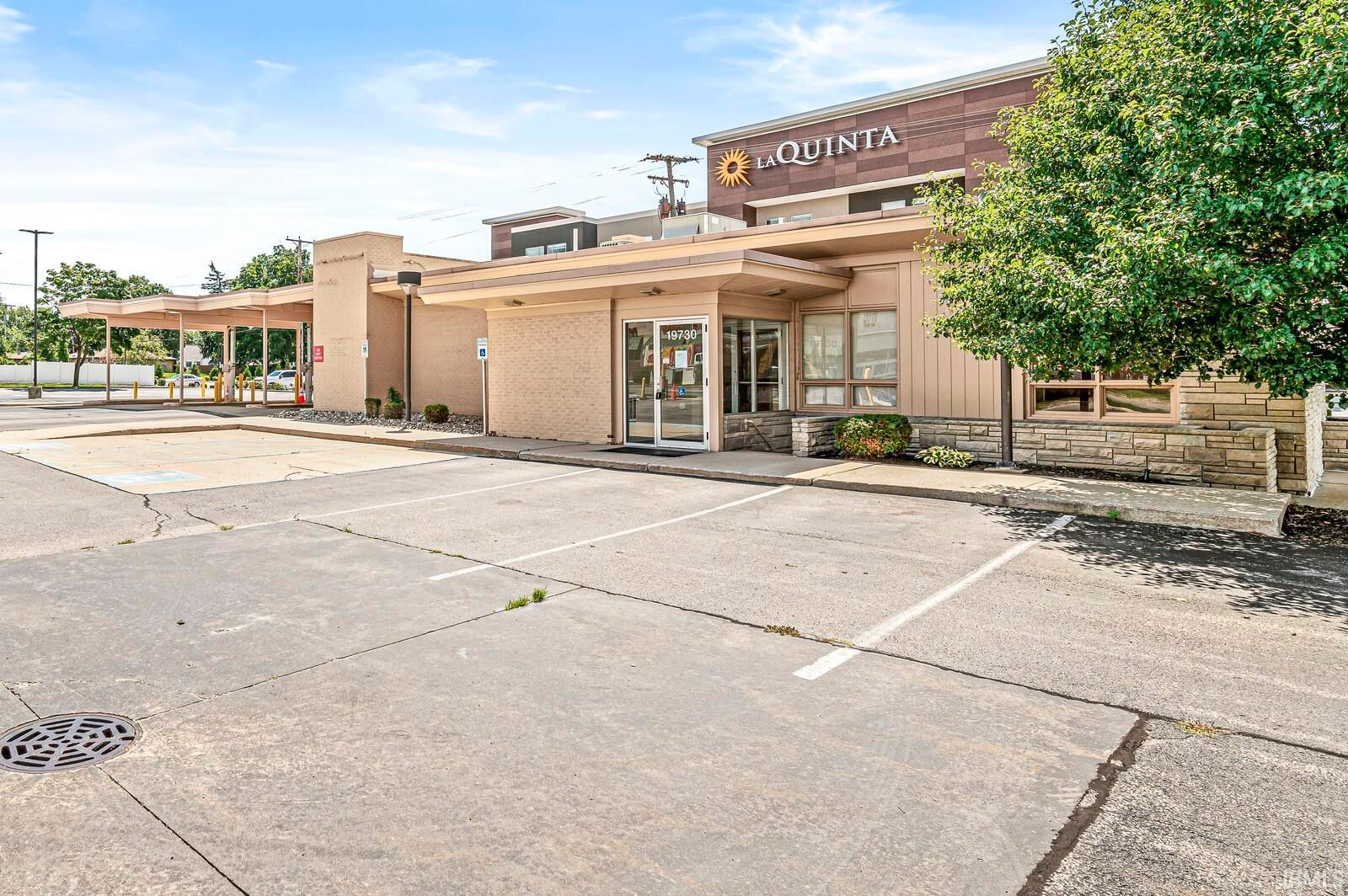 52530 Indiana State Route 933 Route, South Bend — photo 1 of 1