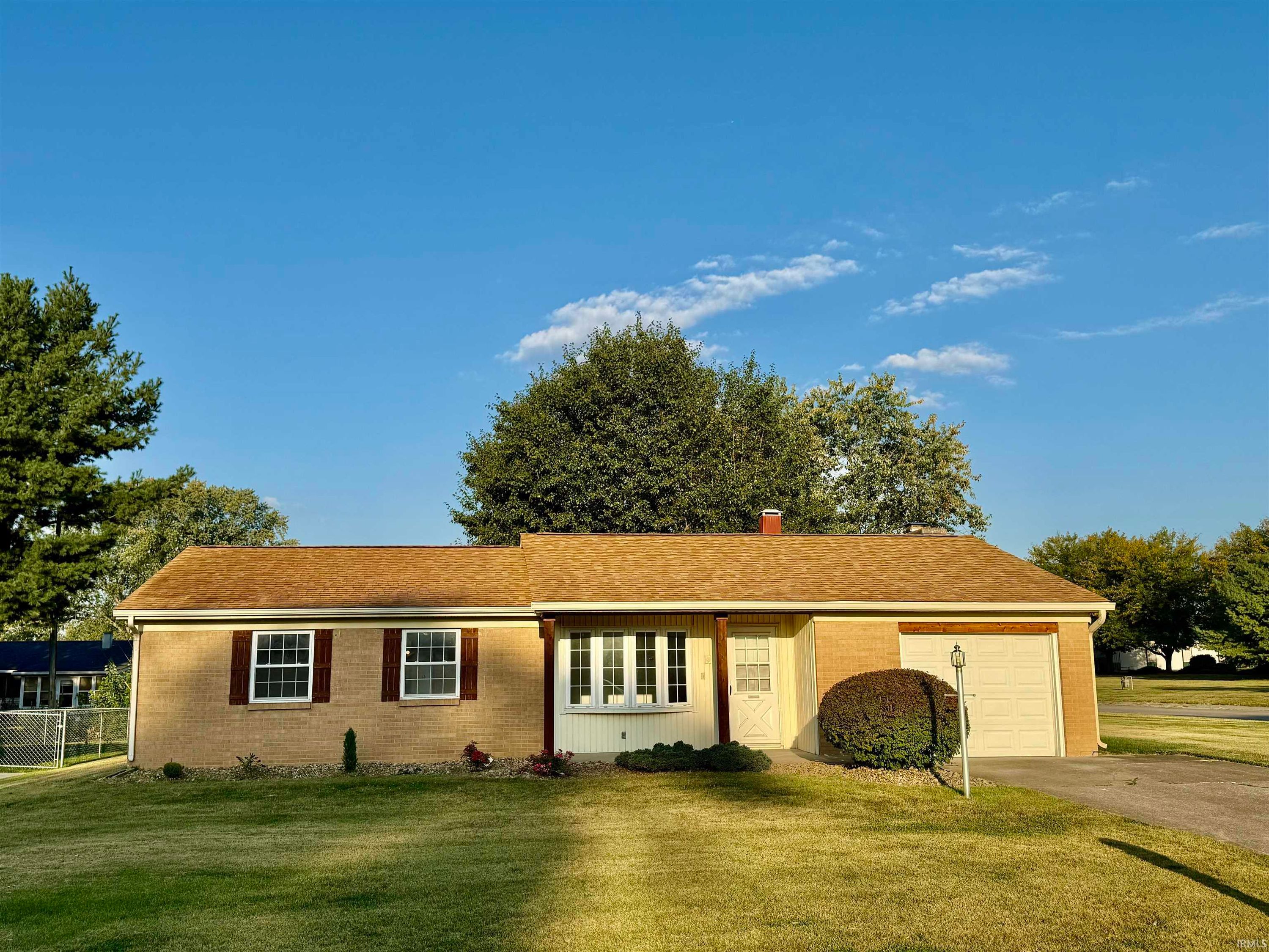 404 S Hickory Drive, Bloomington