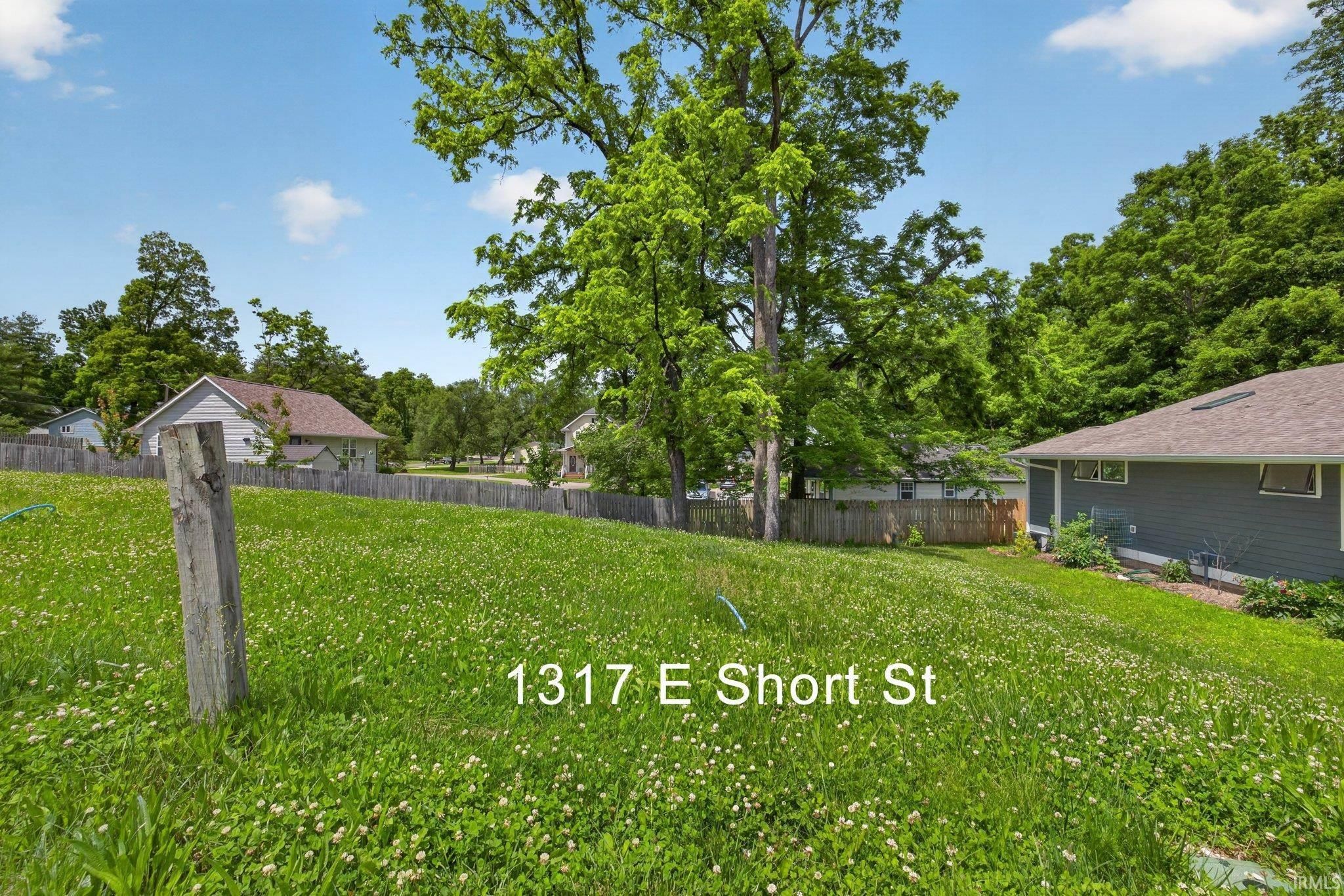 1317 E Short Street, Bloomington — photo 1 of 14