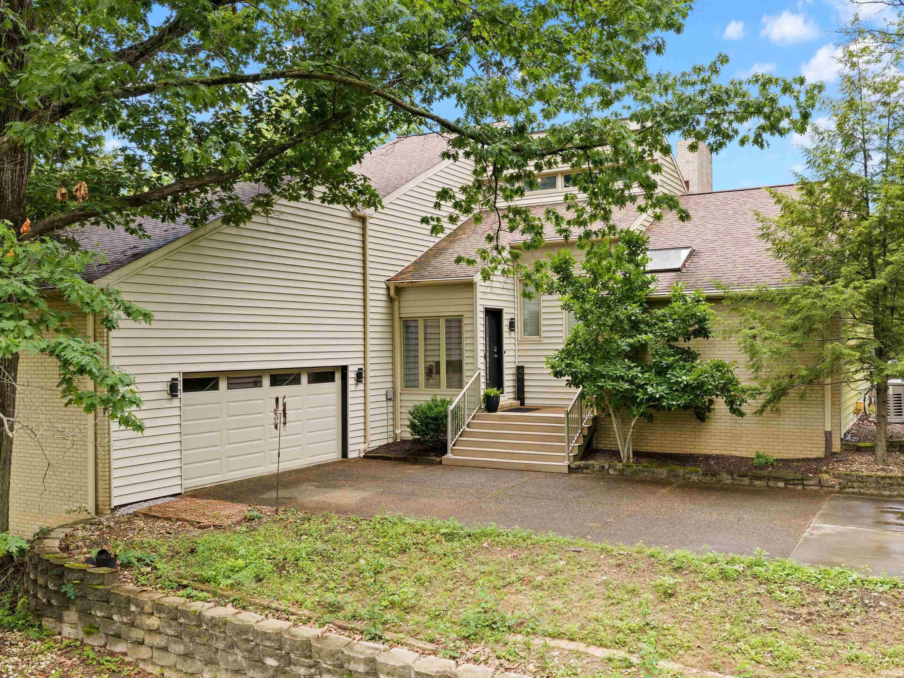6916 Tonia Court, Evansville — photo 1 of 1