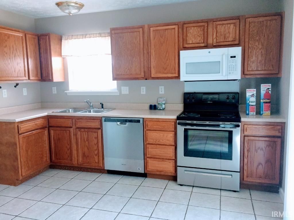 4336 Mason Dixon Drive, West Lafayette — photo 3 of 9