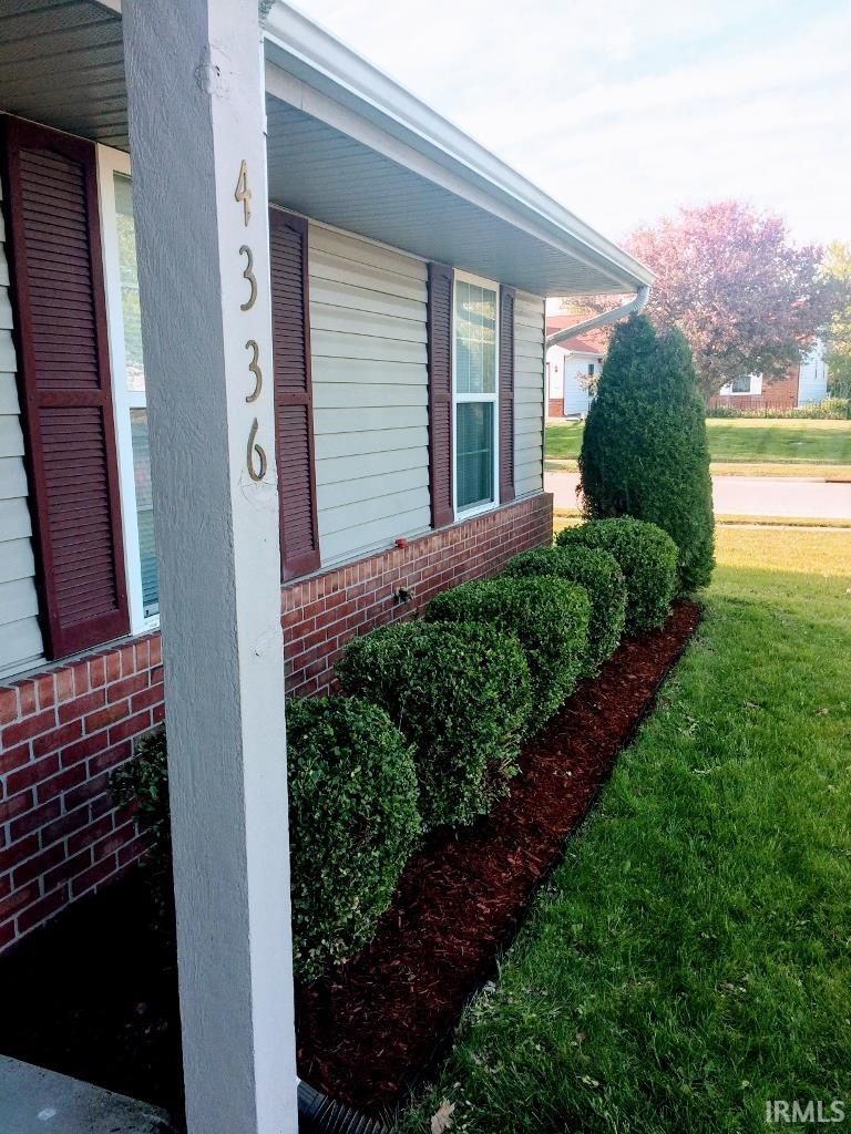 4336 Mason Dixon Drive, West Lafayette — photo 2 of 9