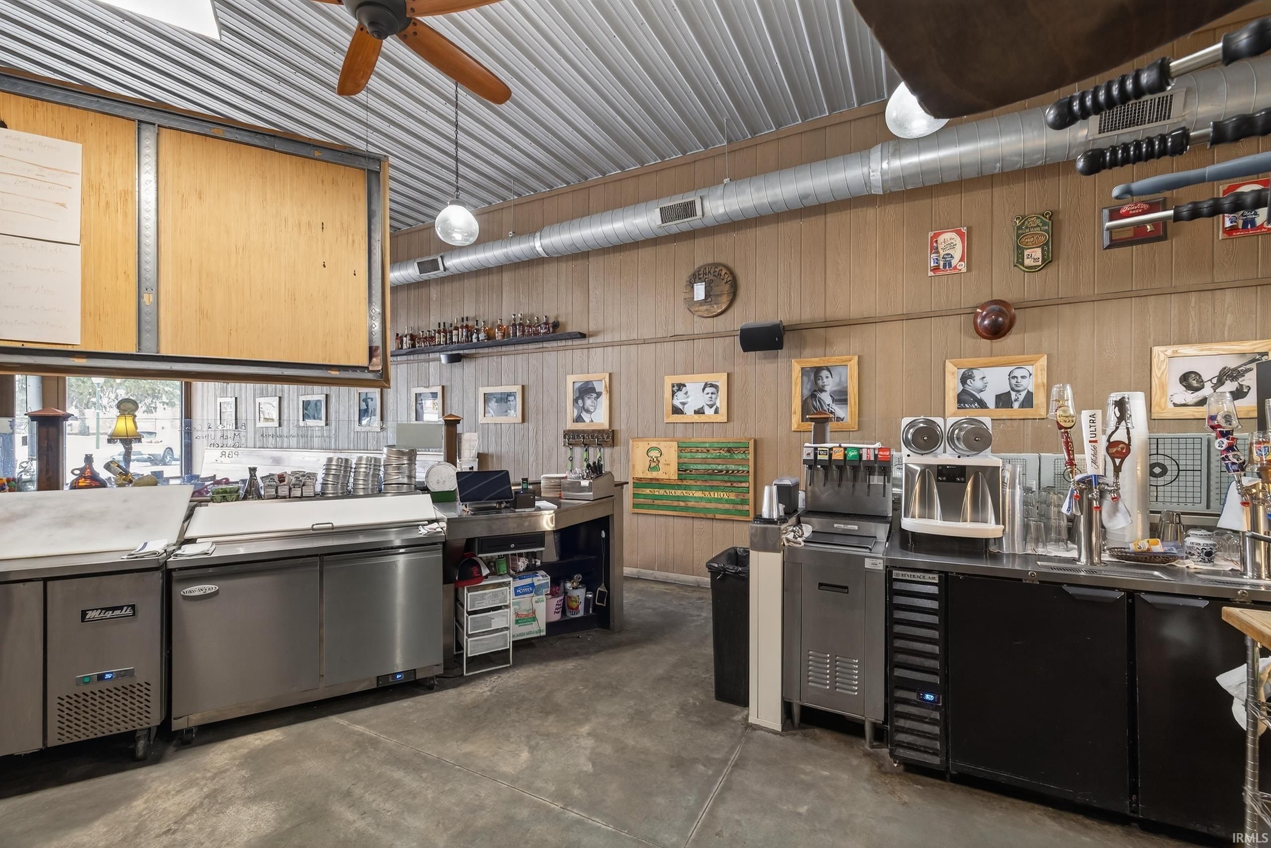 120 W Jefferson Street, Orleans — photo 12 of 20
