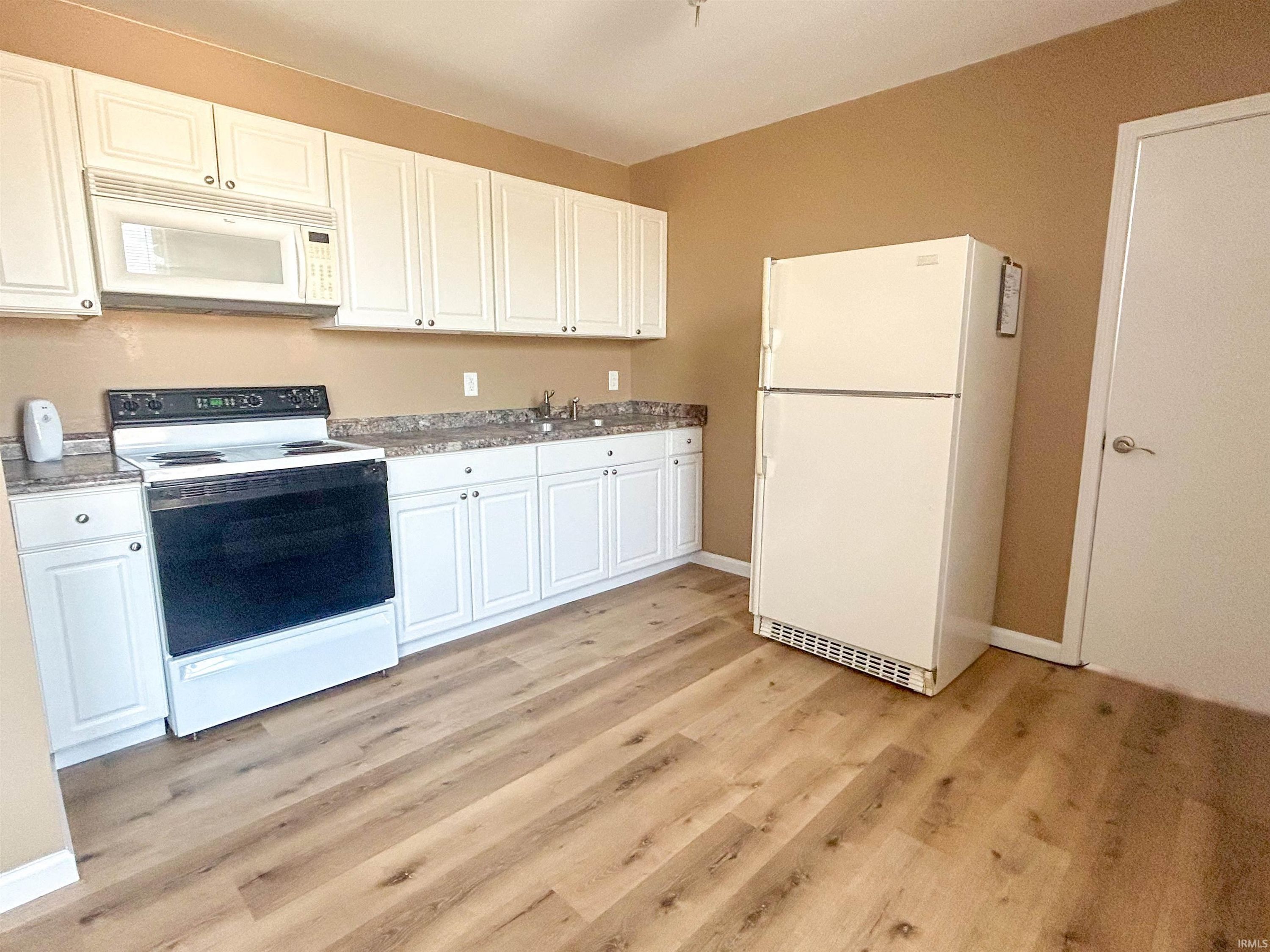 118 S Walnut Street, Ridgeville — photo 11 of 18