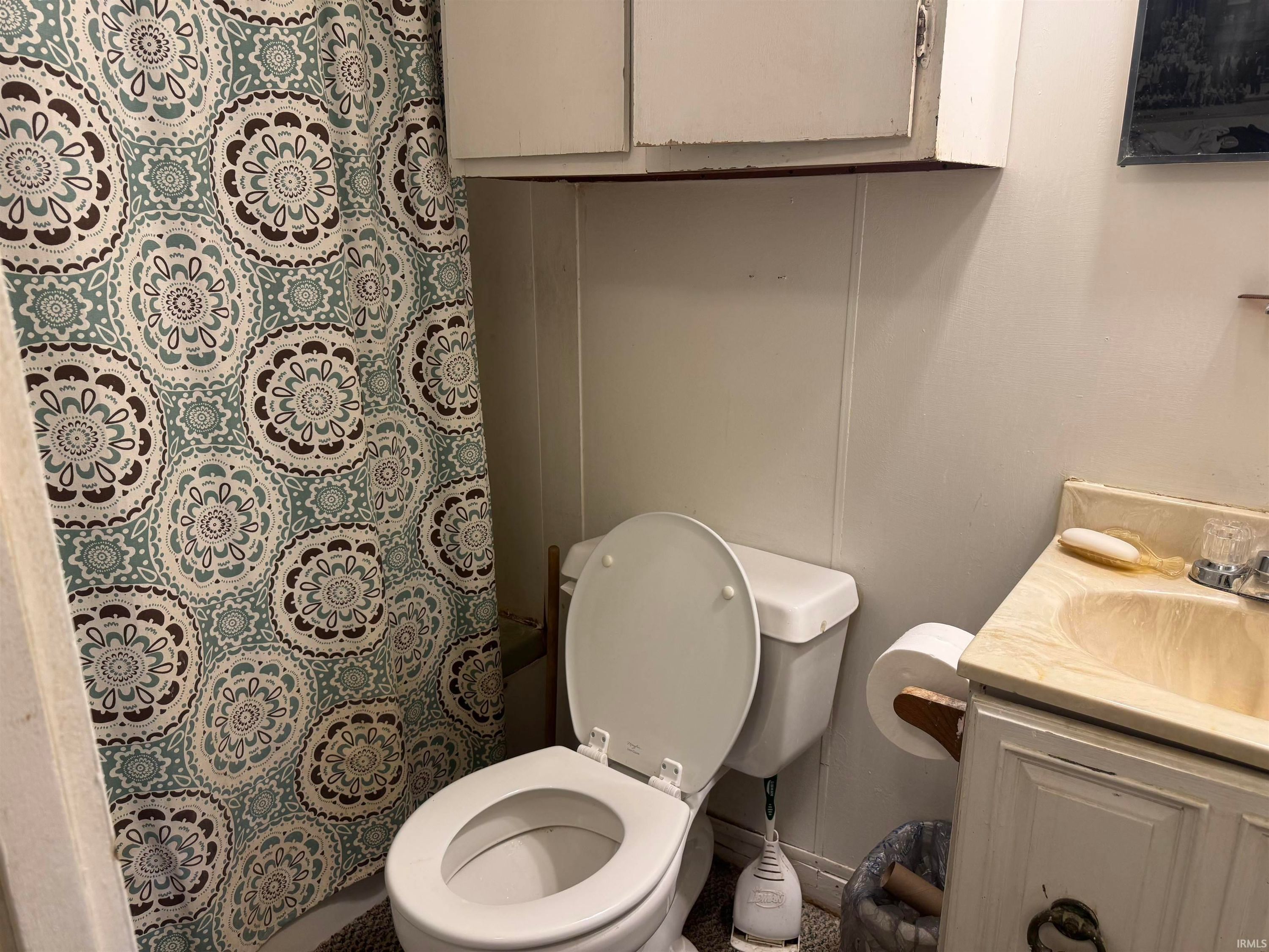 303 W Main Street, Syracuse — photo 19 of 20